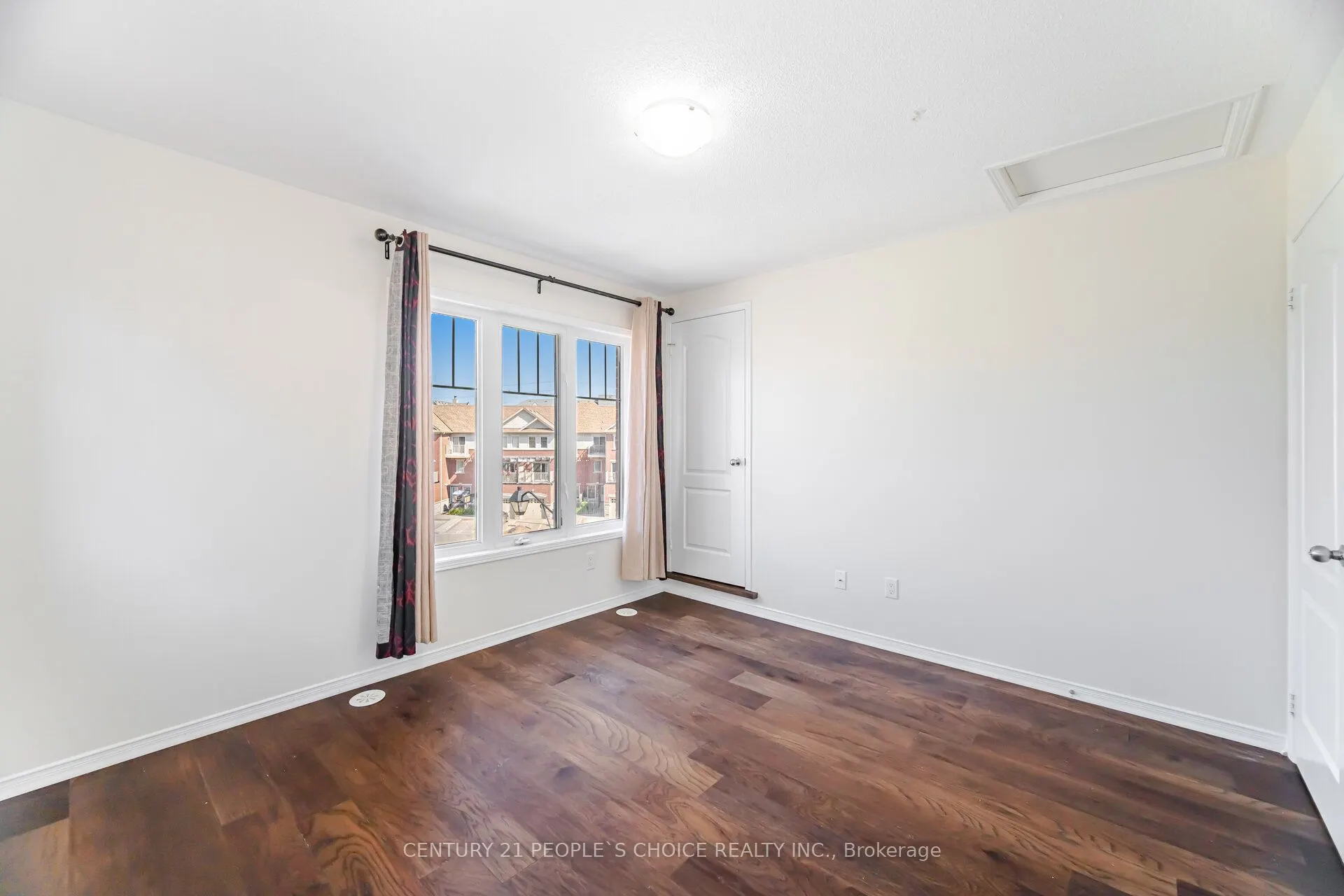 5605 Oscar Peterson Boulevard, #2