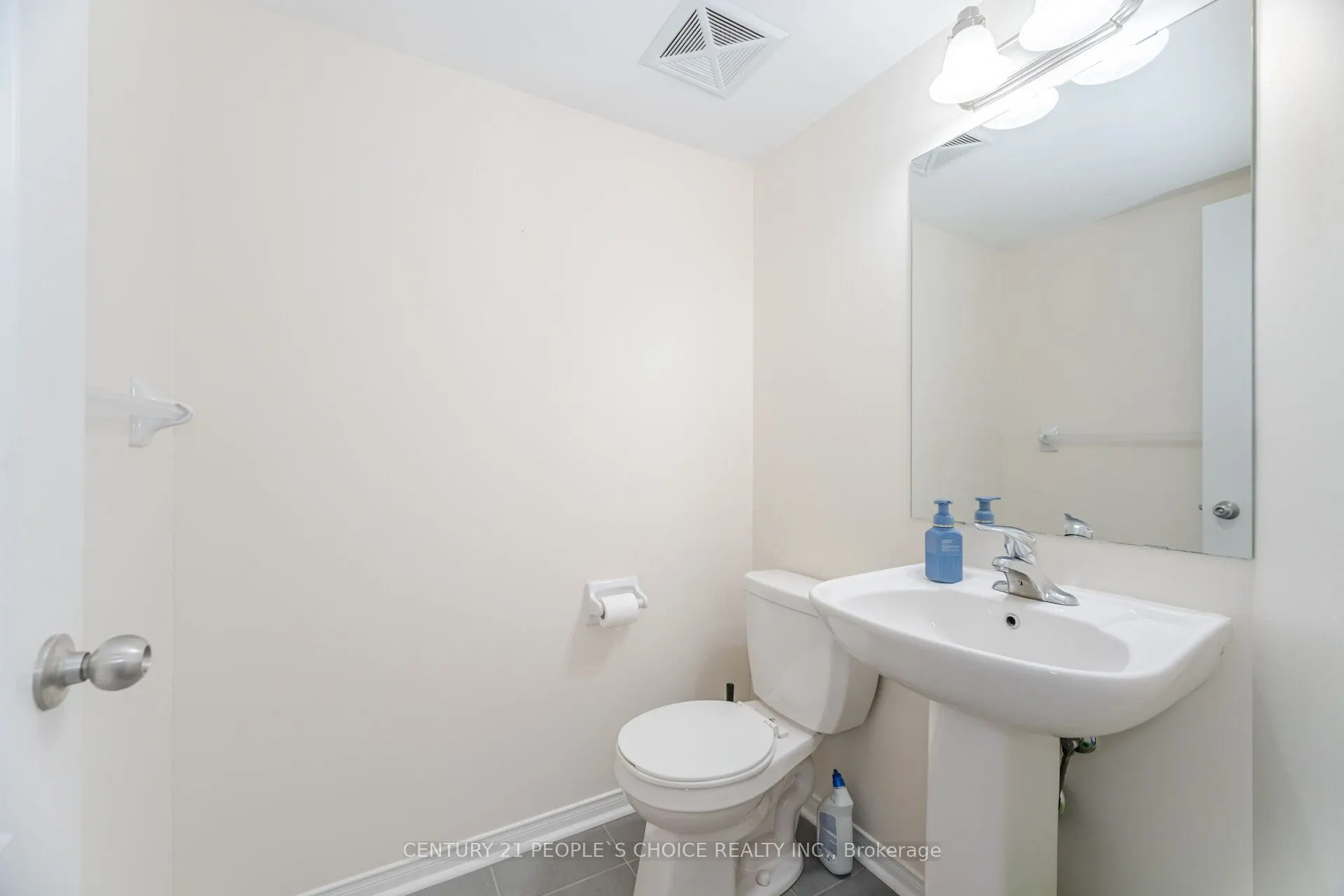 5605 Oscar Peterson Boulevard, #2