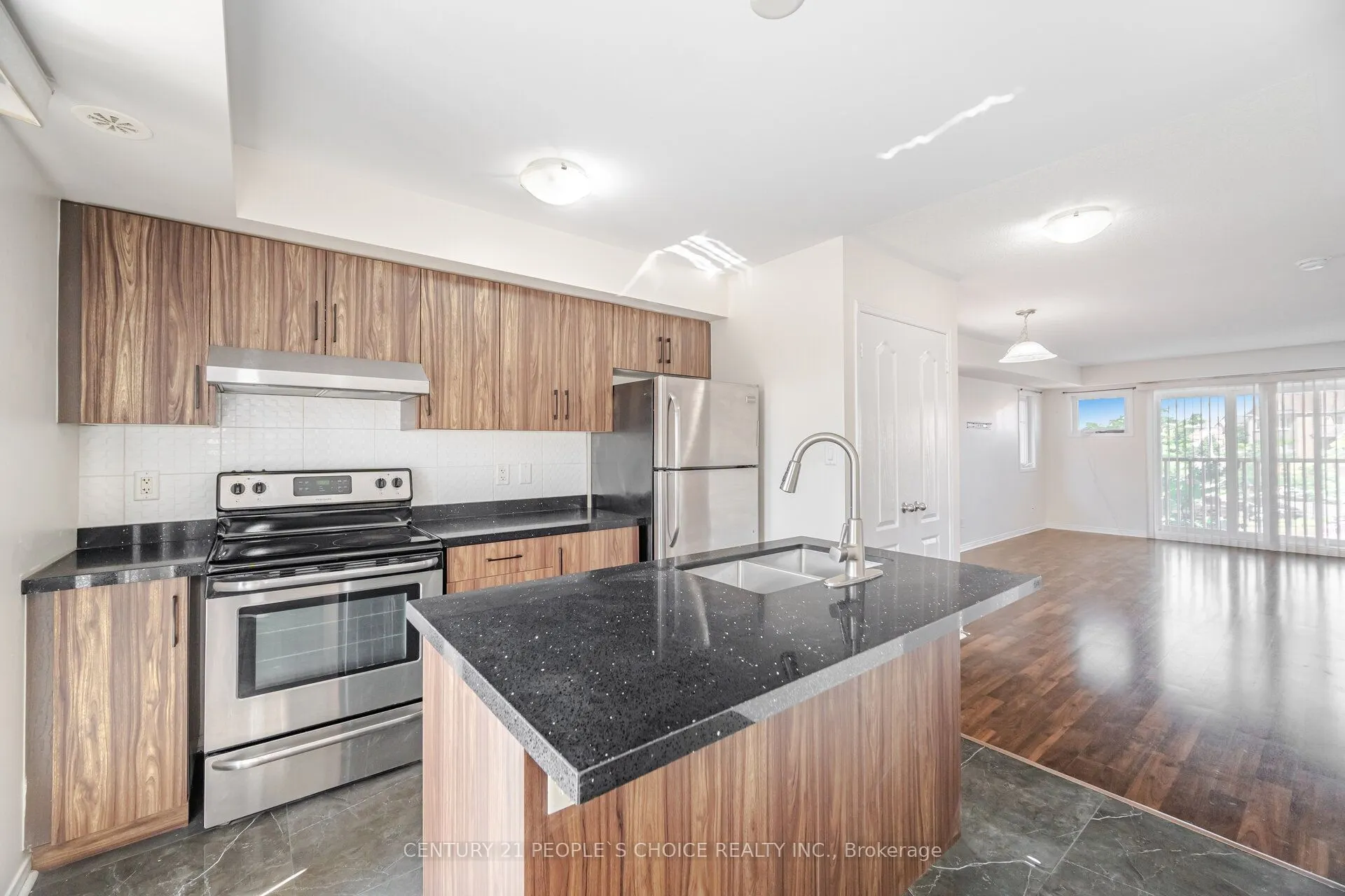 5605 Oscar Peterson Boulevard, #2