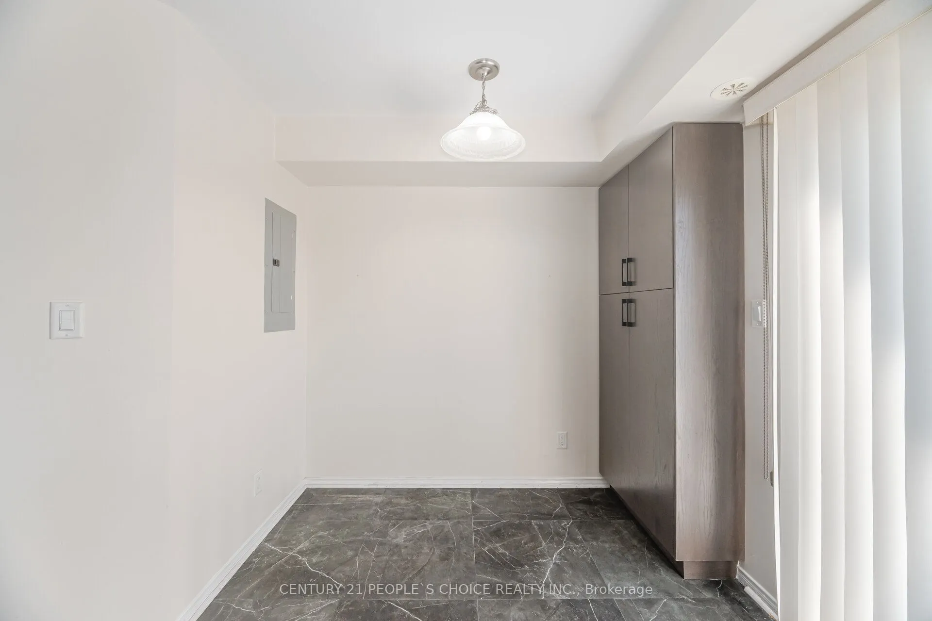 5605 Oscar Peterson Boulevard, #2