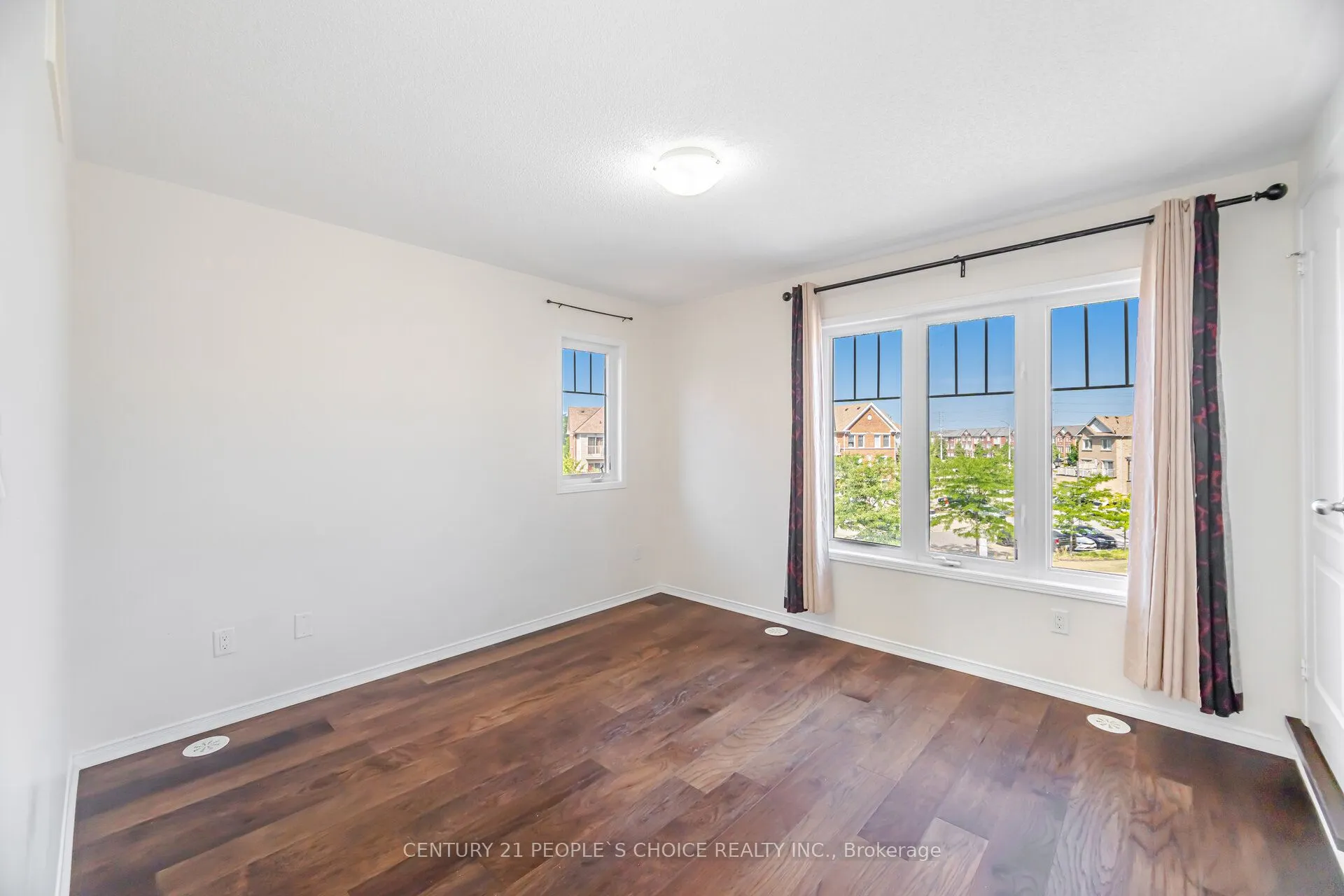 5605 Oscar Peterson Boulevard, #2