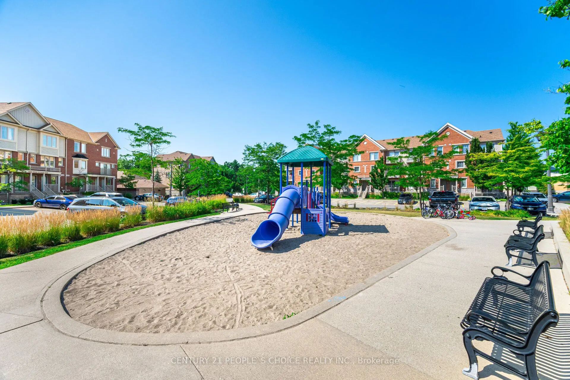 5605 Oscar Peterson Boulevard, #2