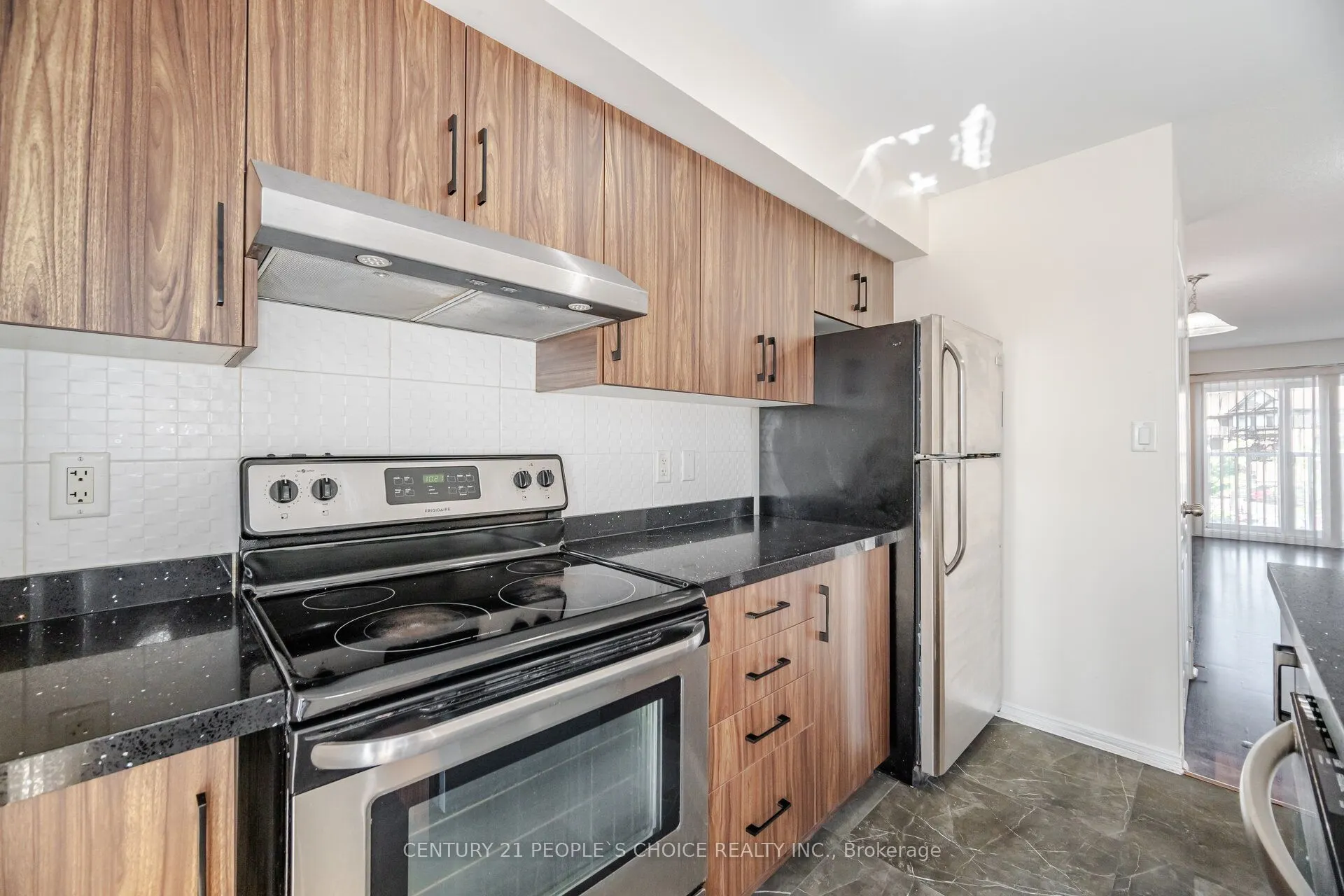 5605 Oscar Peterson Boulevard, #2