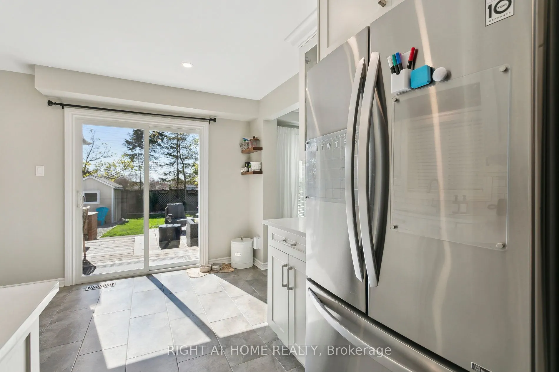 3194 Greenbough Crescent