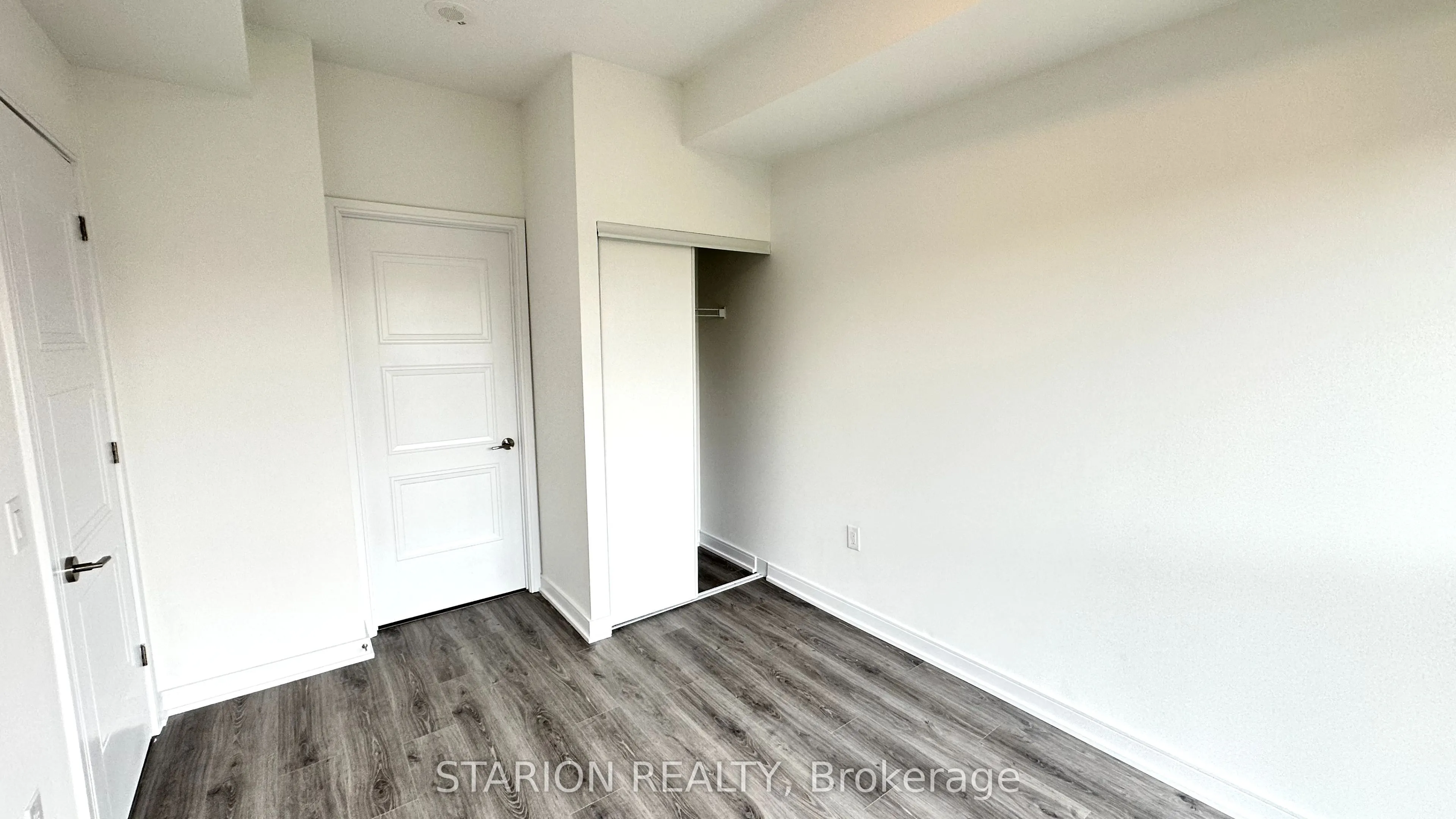 25 Neighbourhood Lane, #513