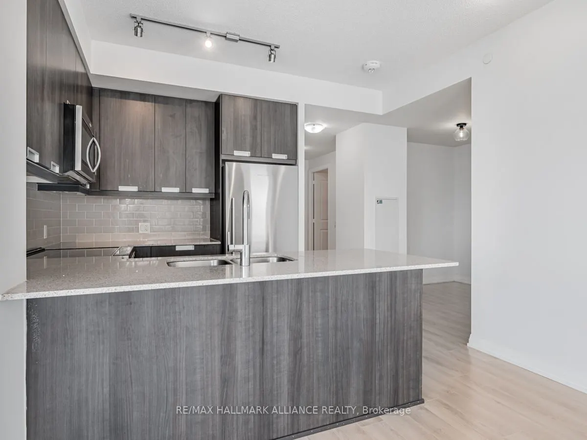 35 Watergarden Drive, #2214