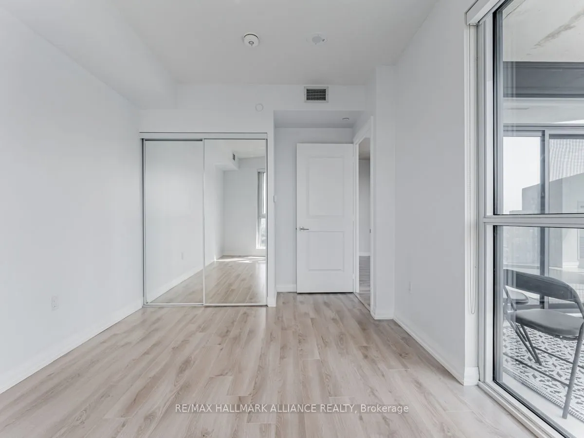 35 Watergarden Drive, #2214