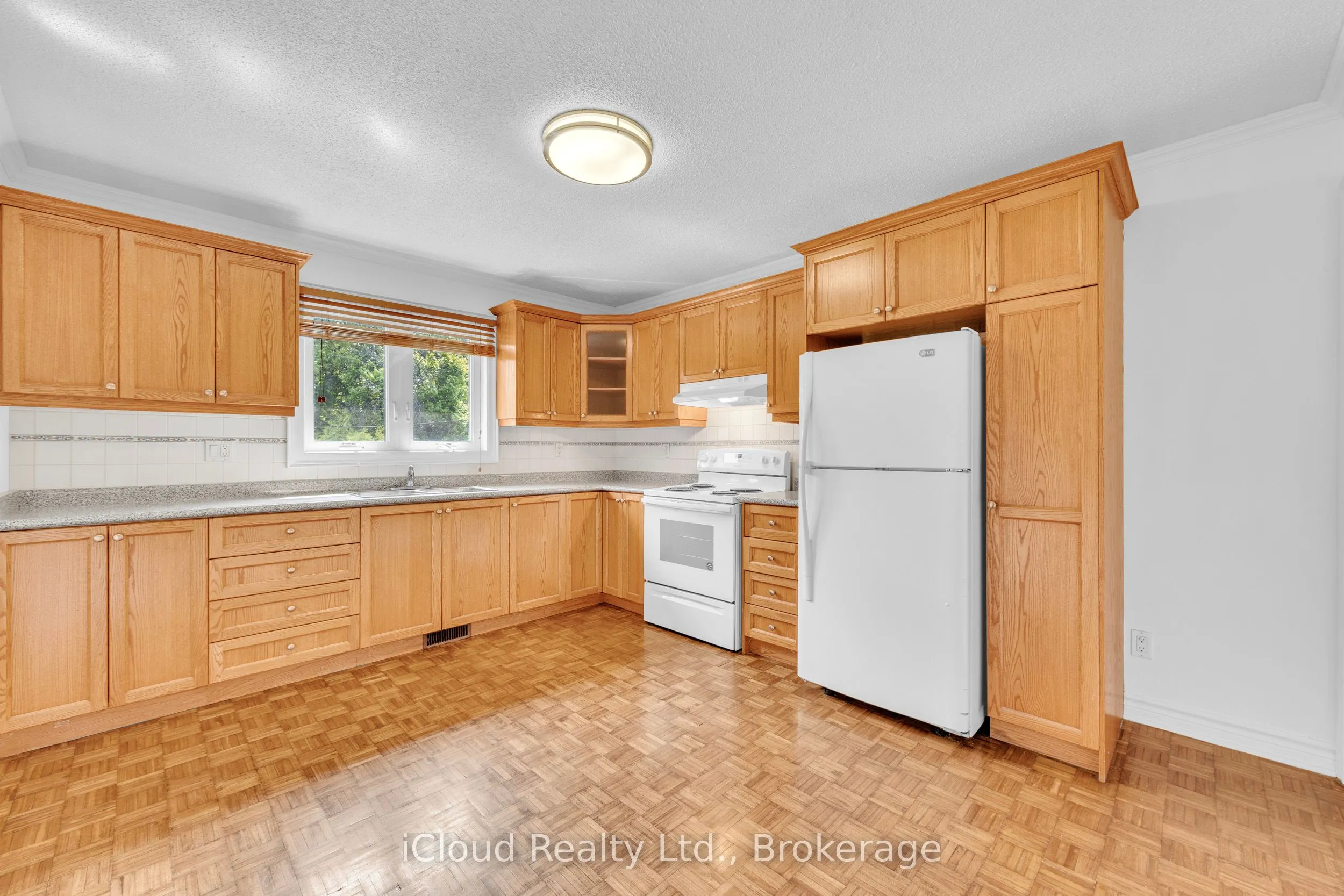 551 Caledonia Road