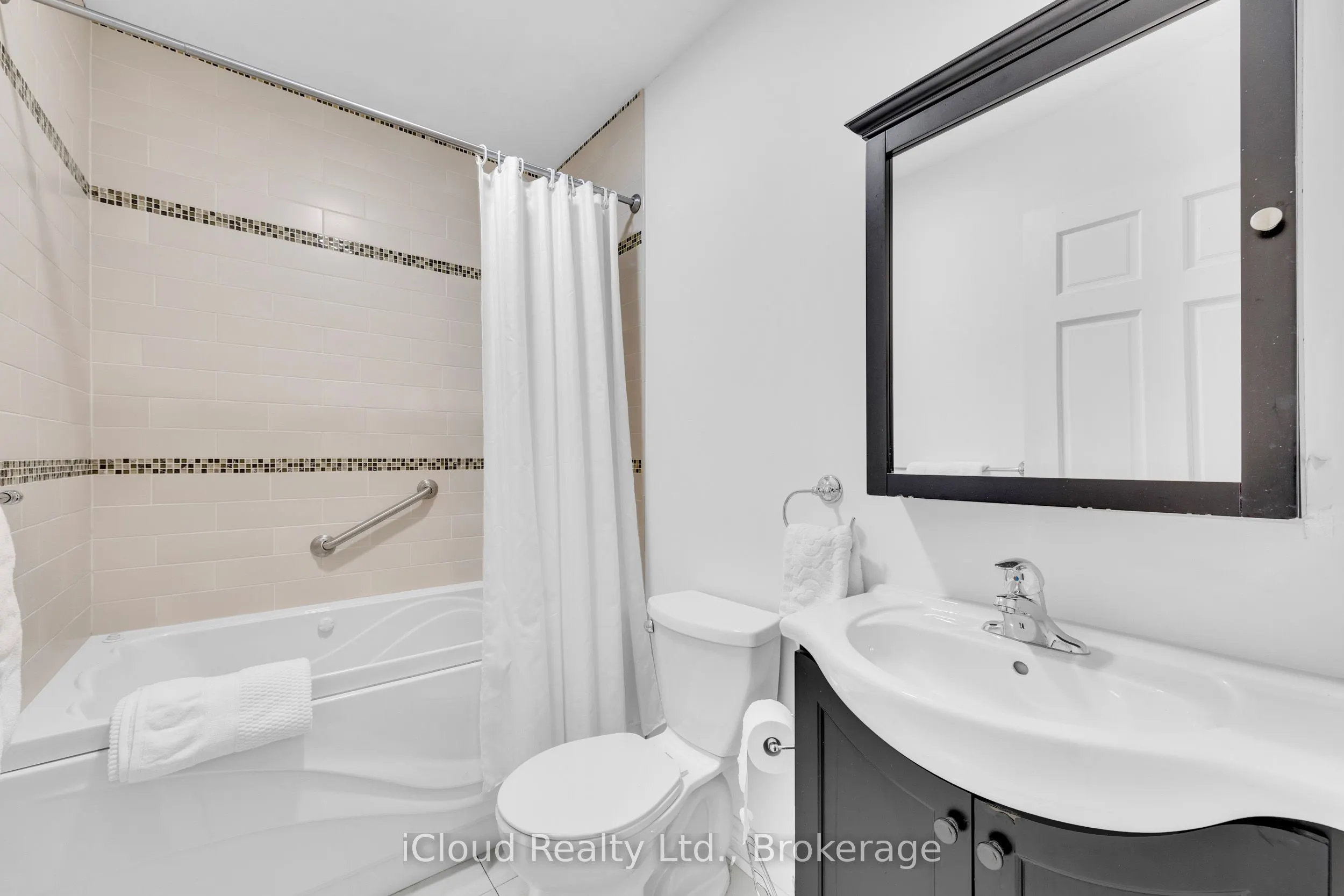 551 Caledonia Road