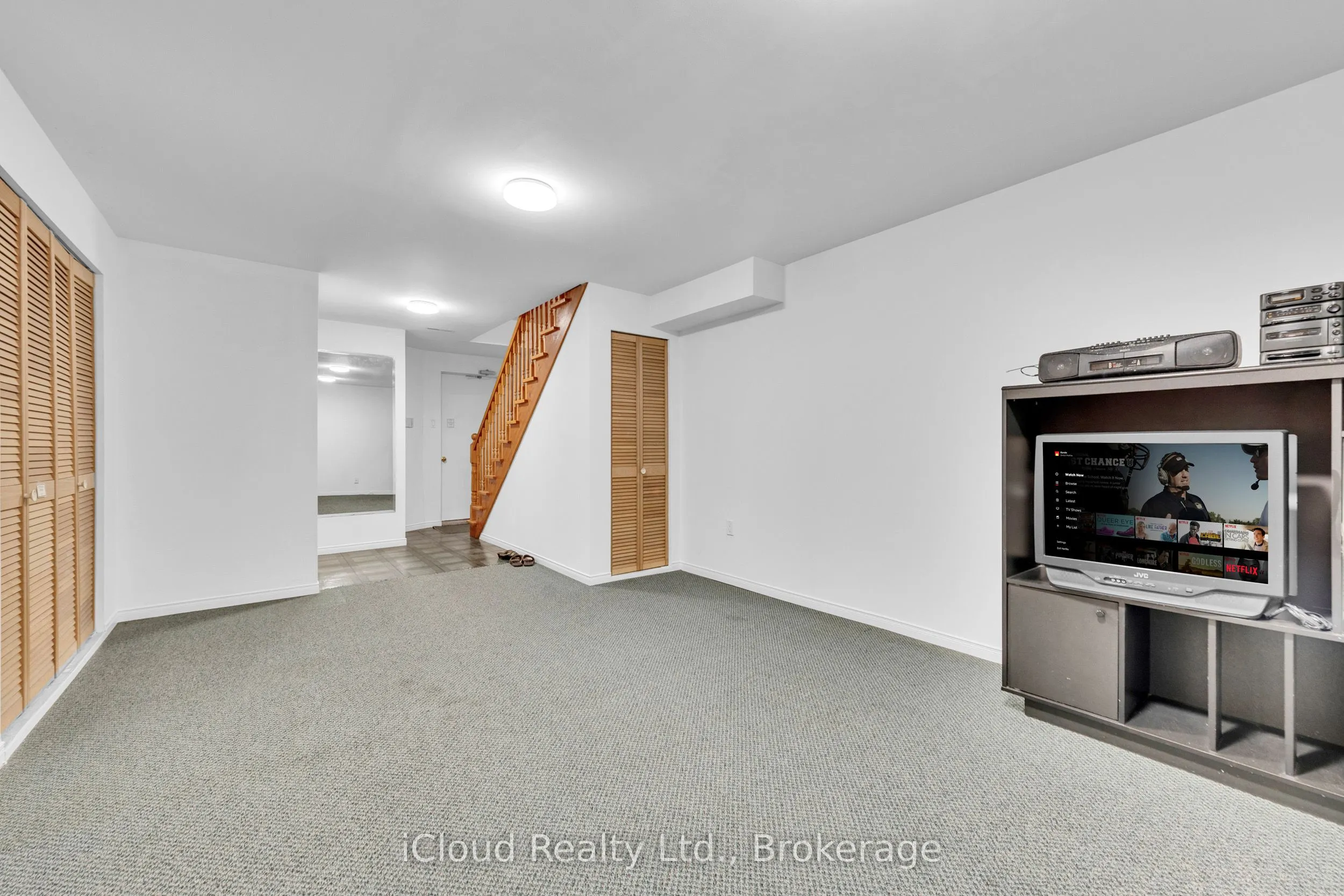 551 Caledonia Road