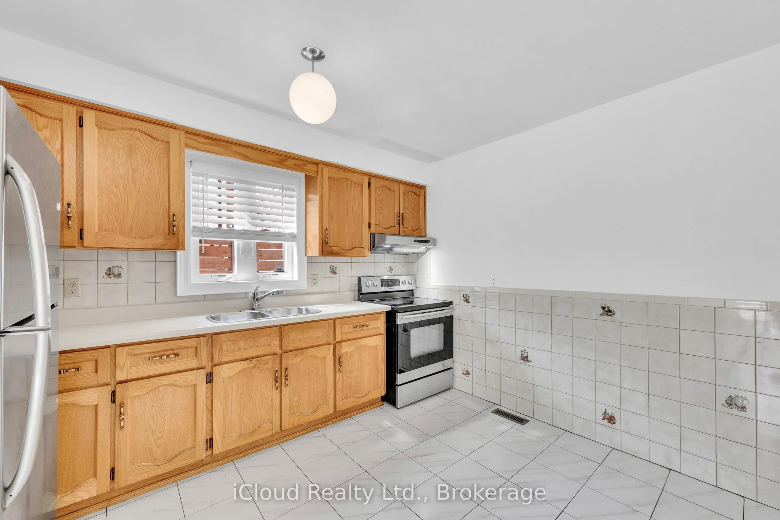 551 Caledonia Road
