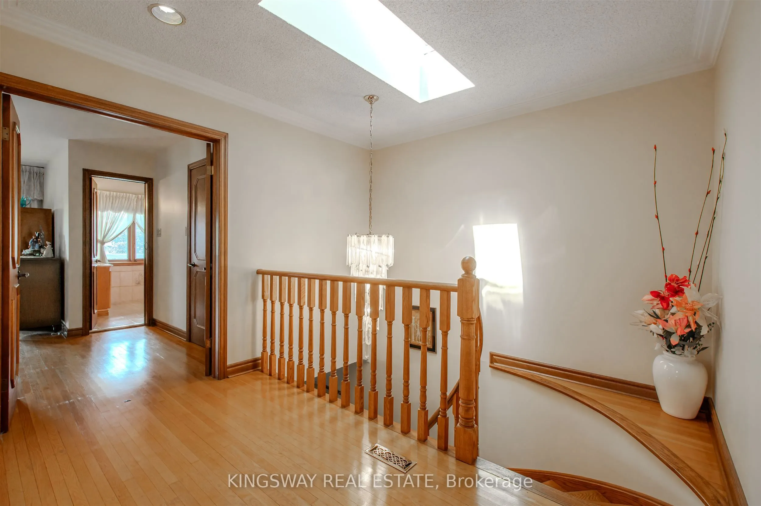 27 Mulholland Avenue
