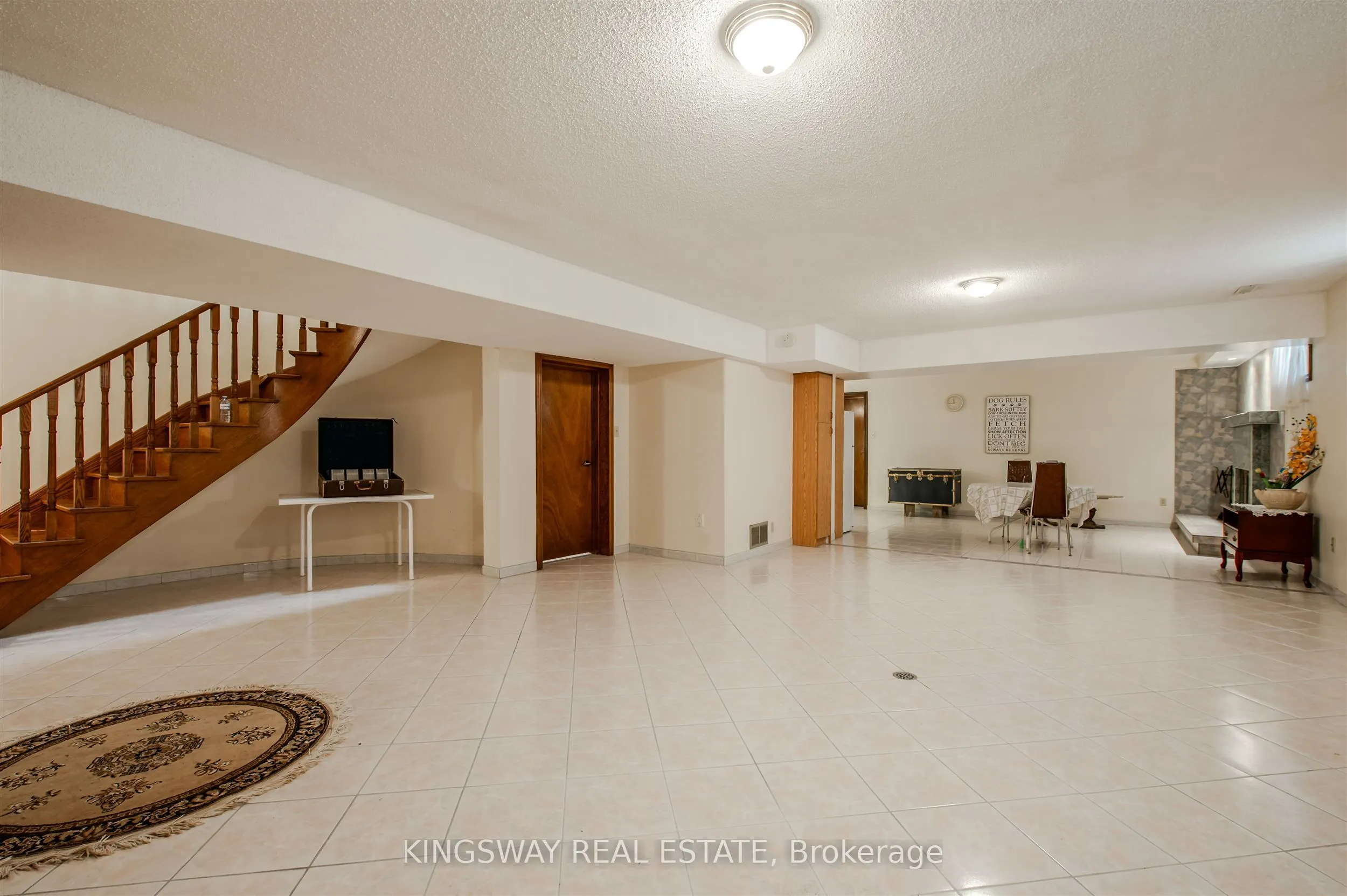 27 Mulholland Avenue