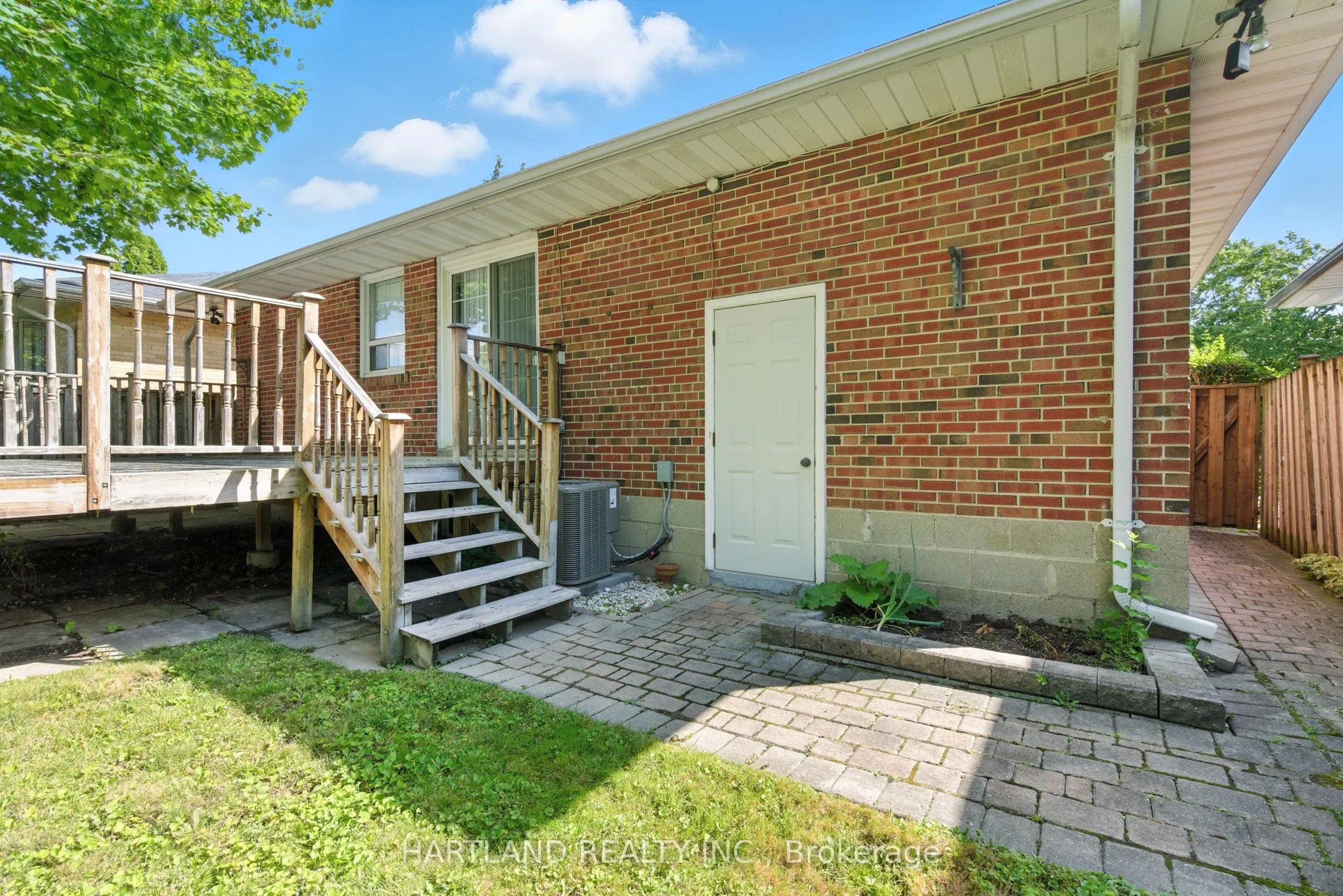 25 Rowse Crescent