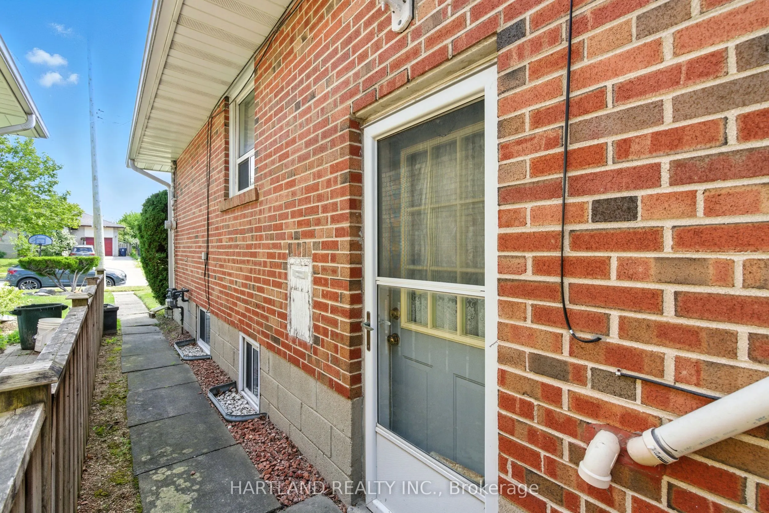 25 Rowse Crescent