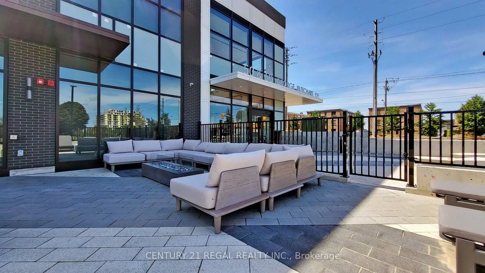 50 George Butchart Drive, #314