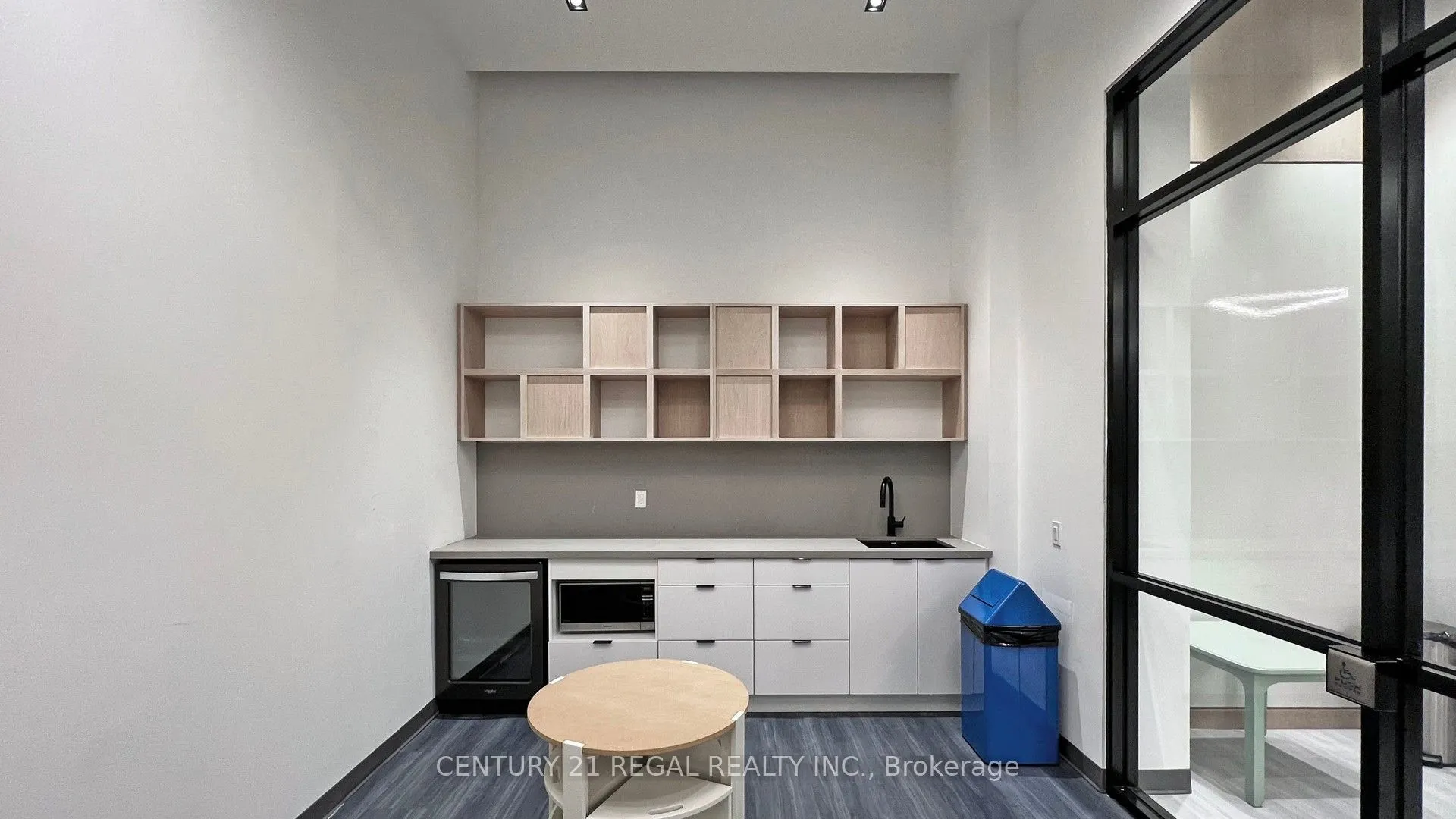 50 George Butchart Drive, #314