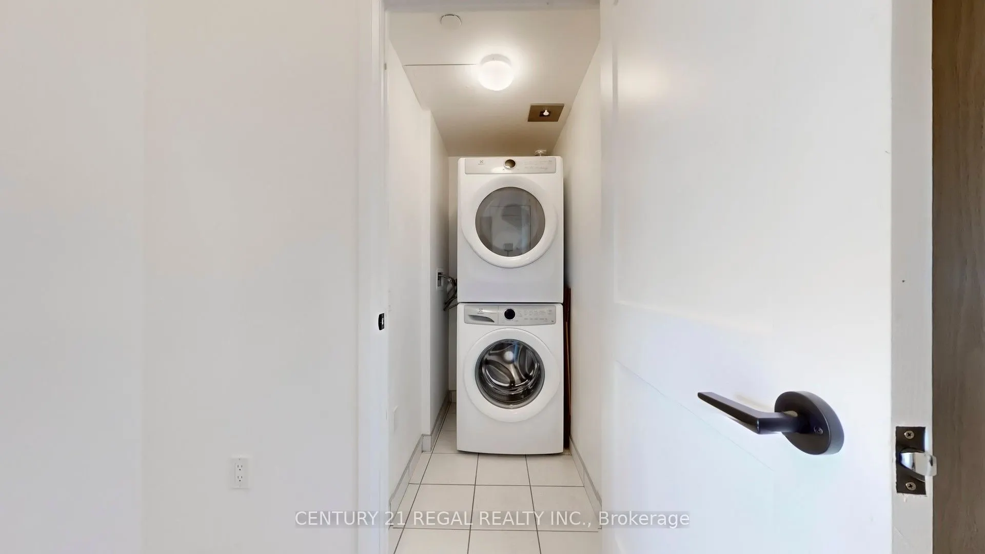 50 George Butchart Drive, #314