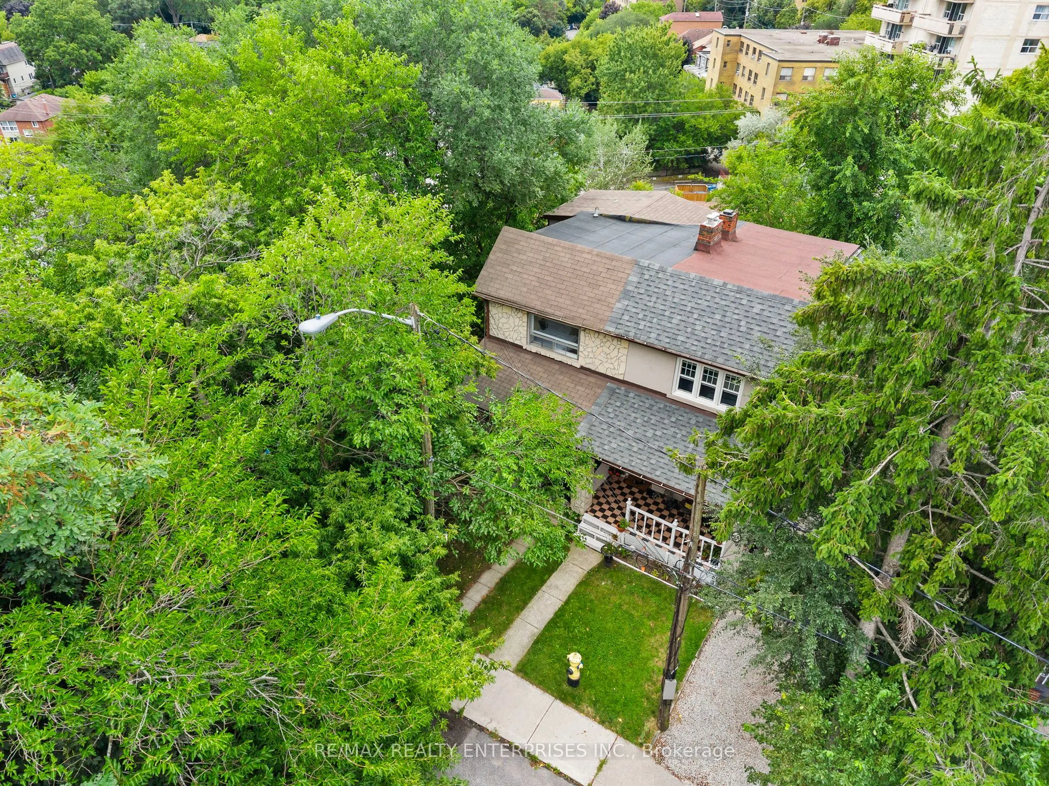 11 Humber Hill Avenue