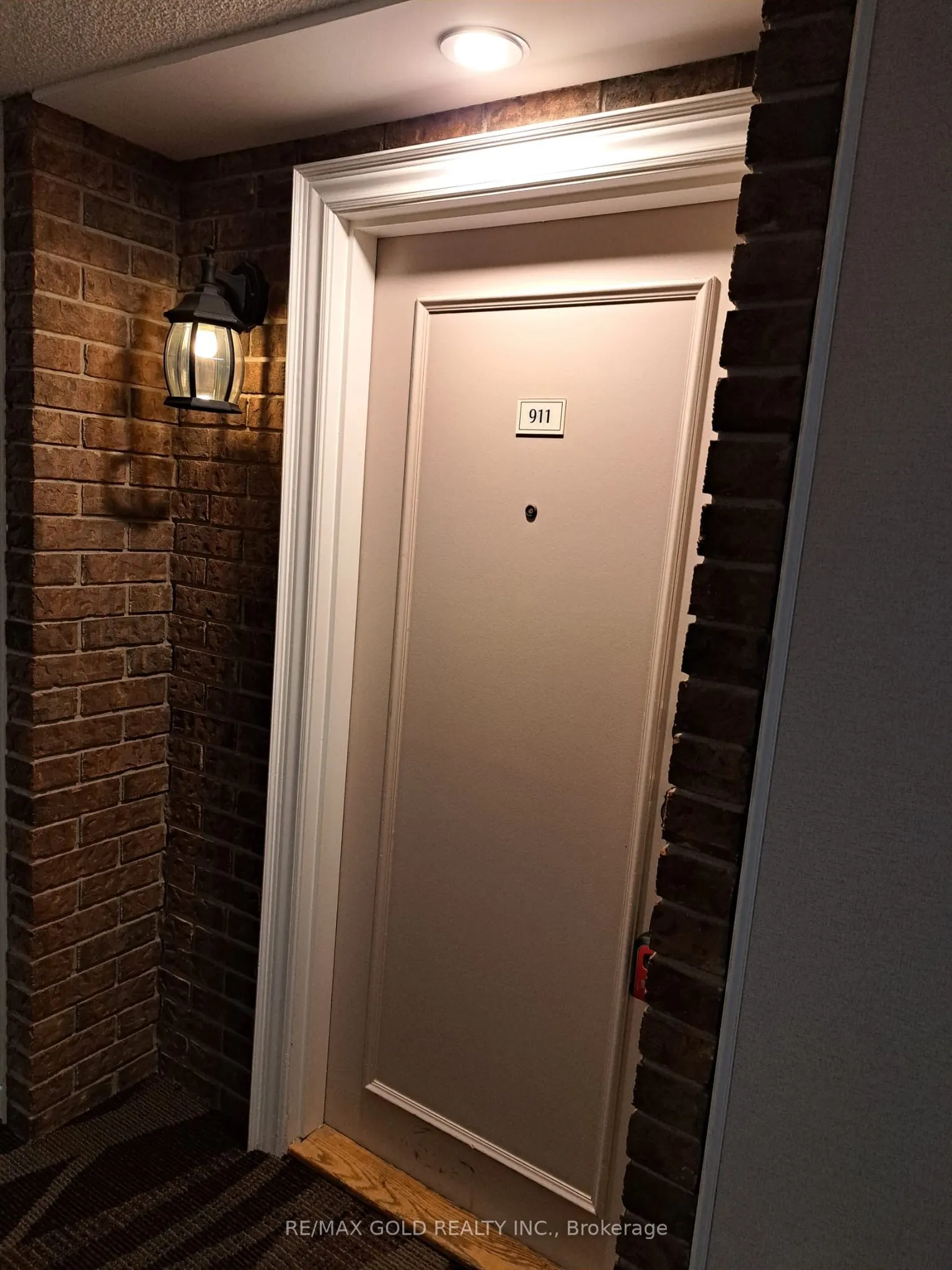3 Lisa Street, #911