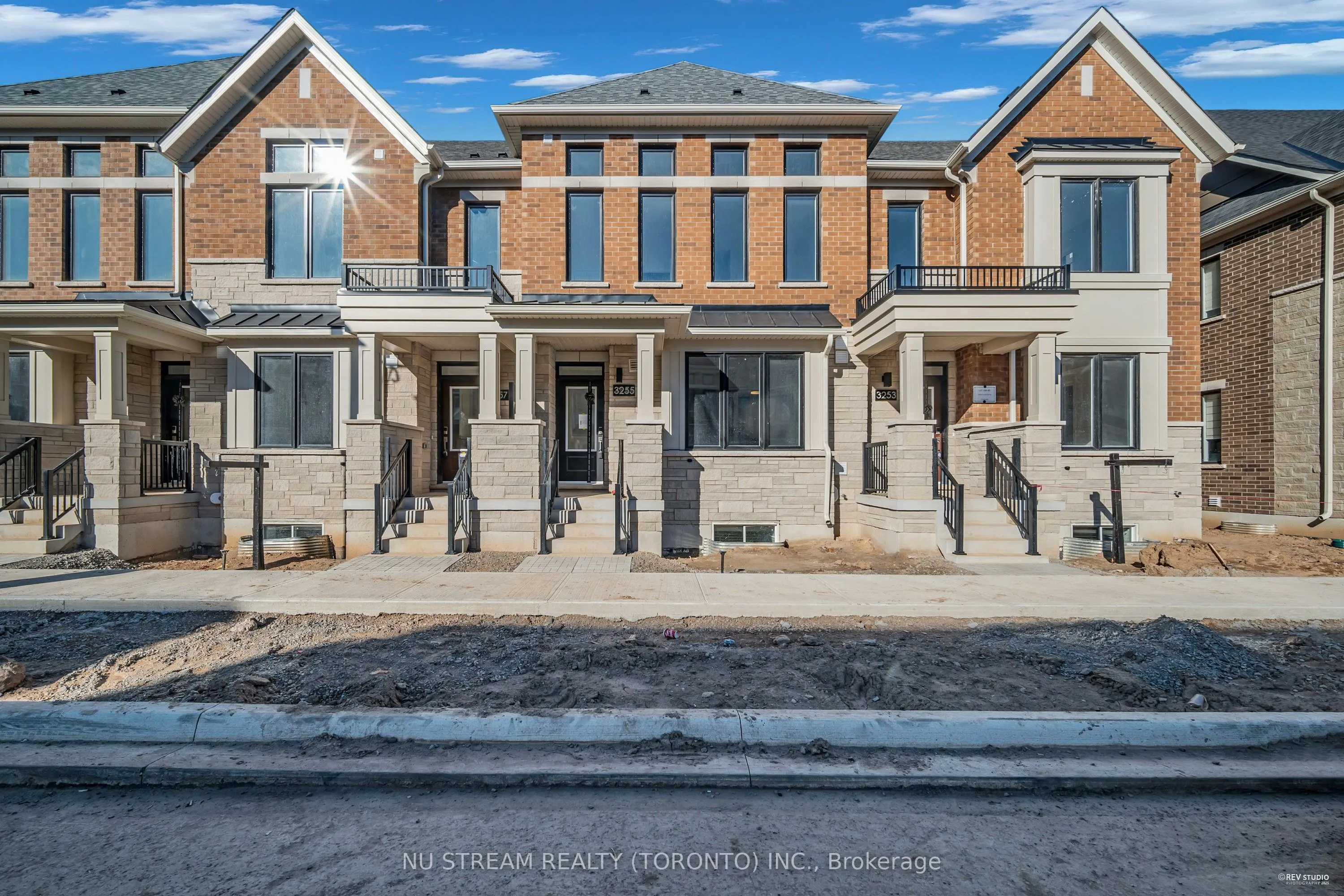 3255 Crystal Drive
