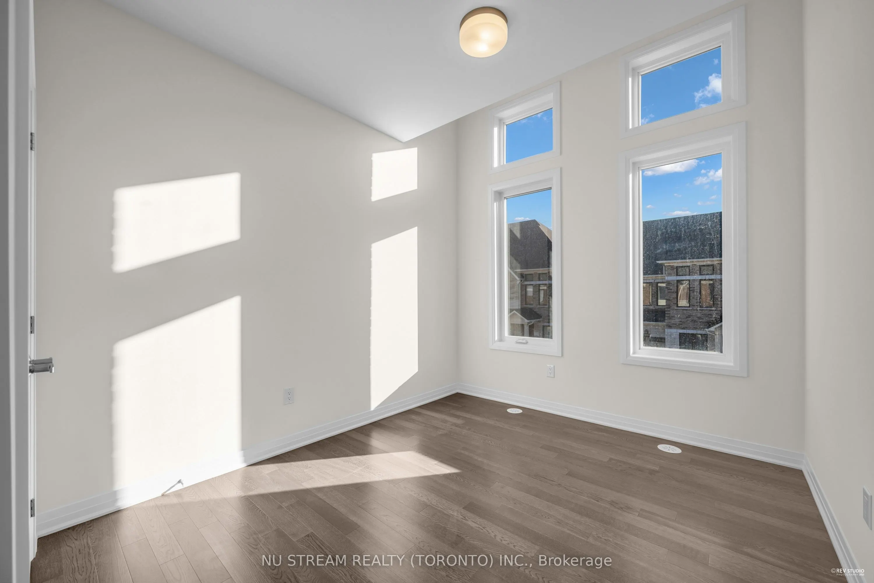 3255 Crystal Drive