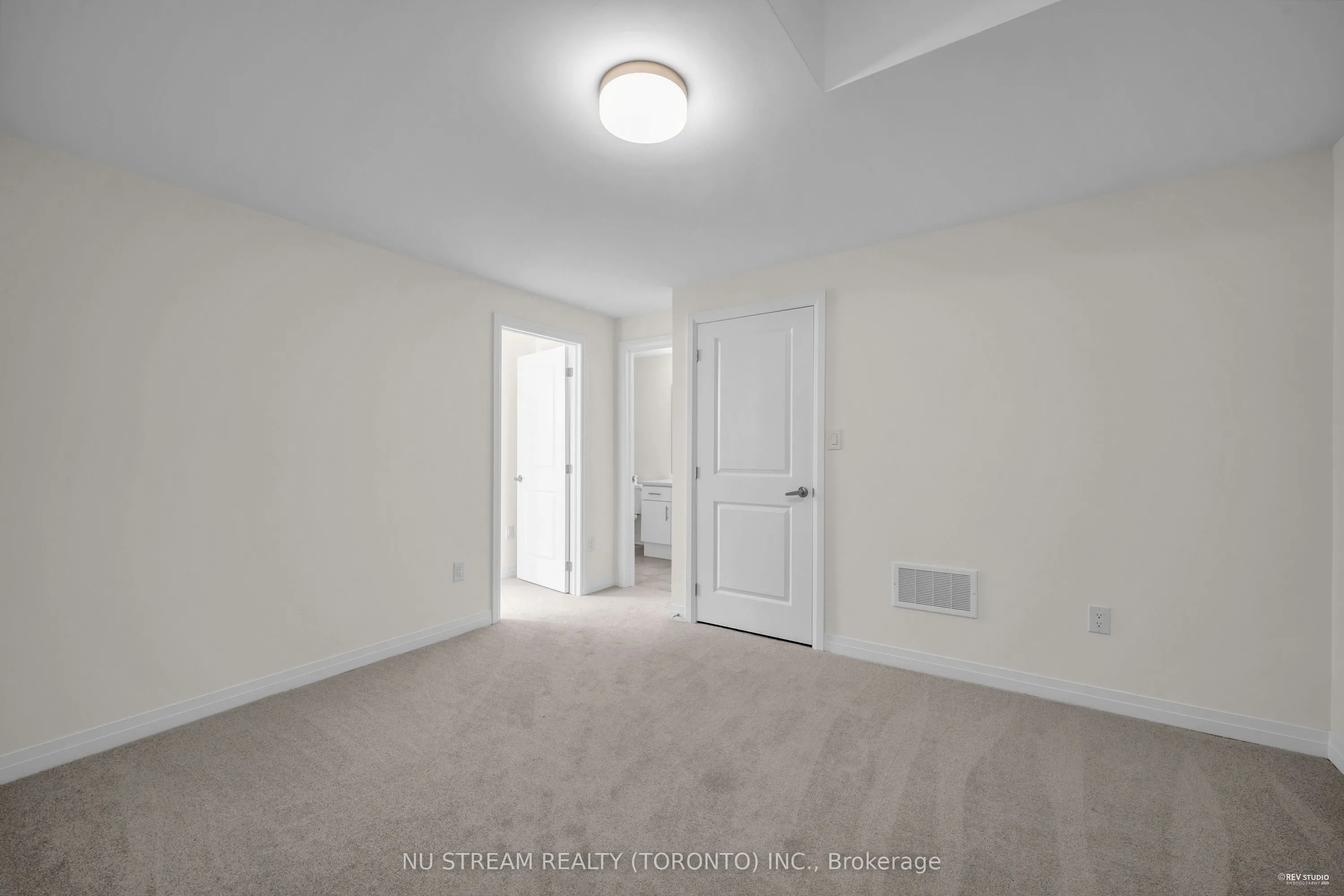 3255 Crystal Drive