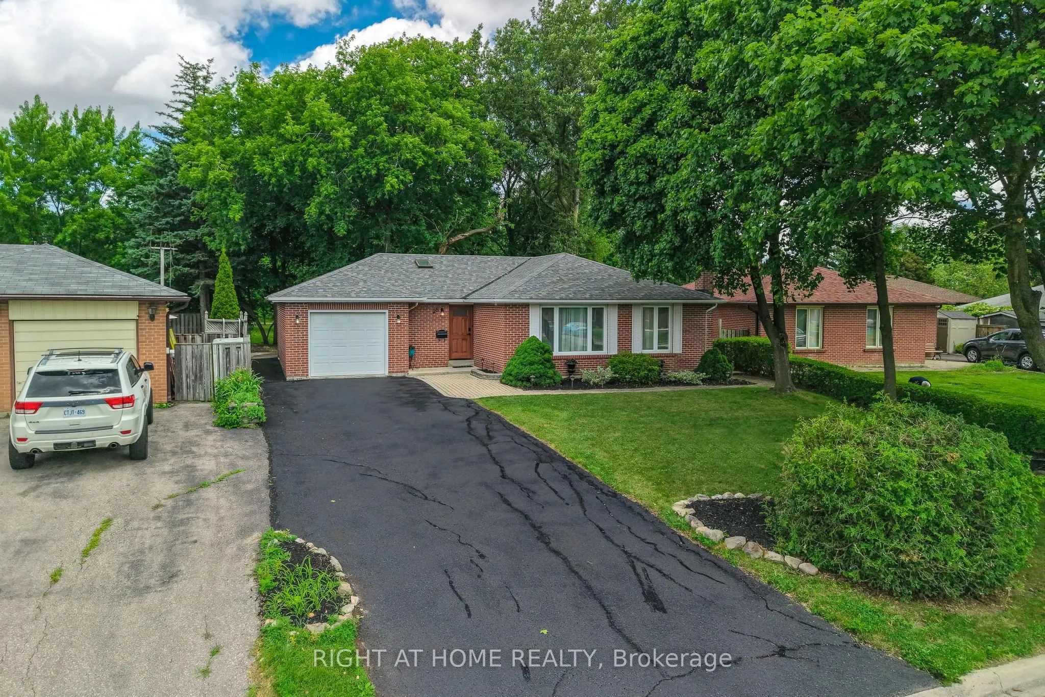 25 Devonshire Drive