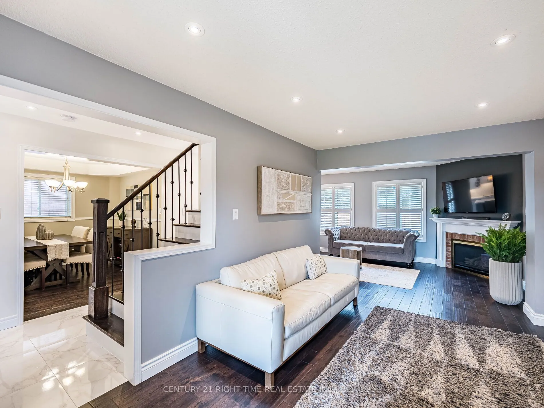 6745 Dillingwood Drive Drive
