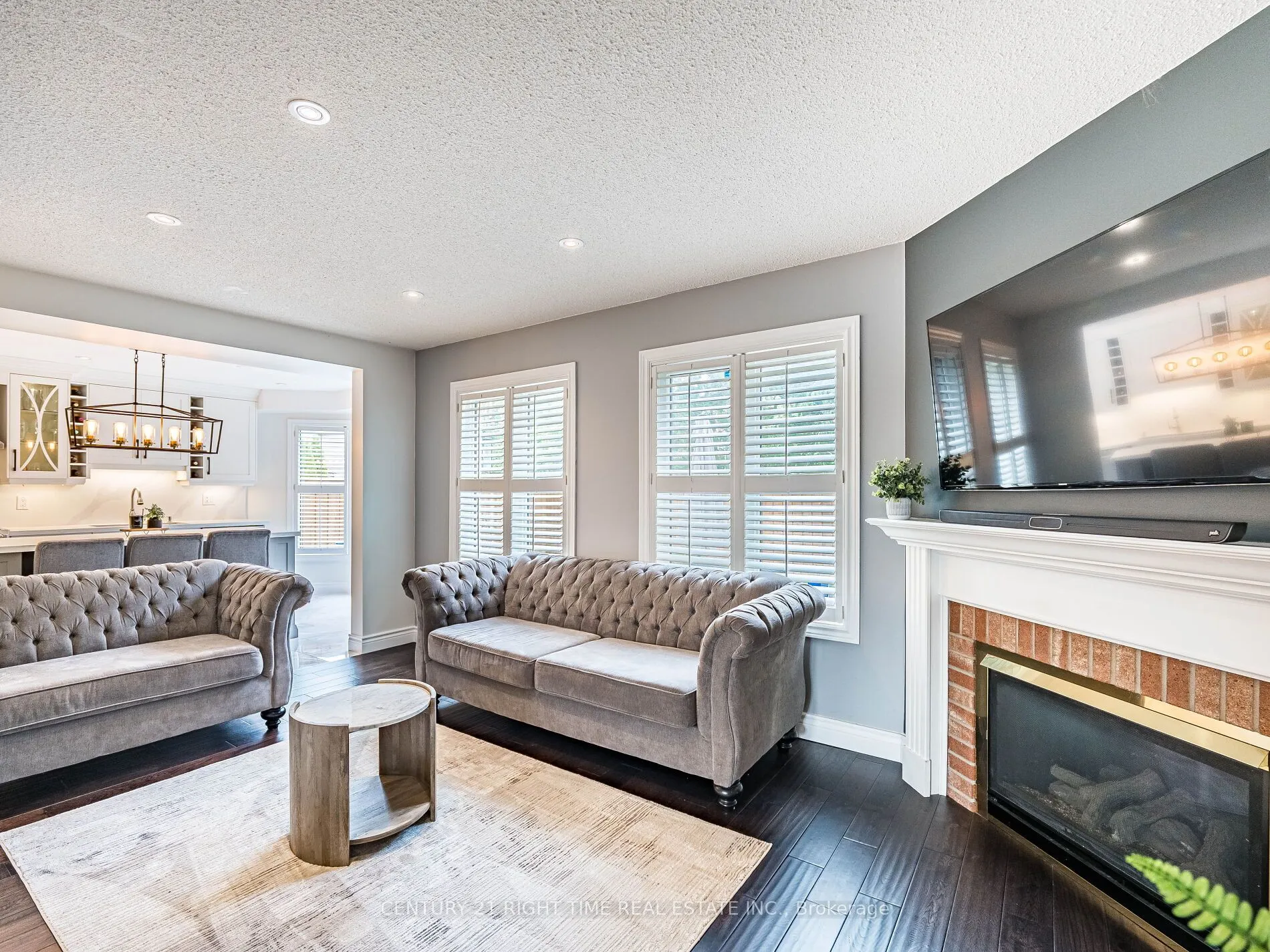 6745 Dillingwood Drive Drive