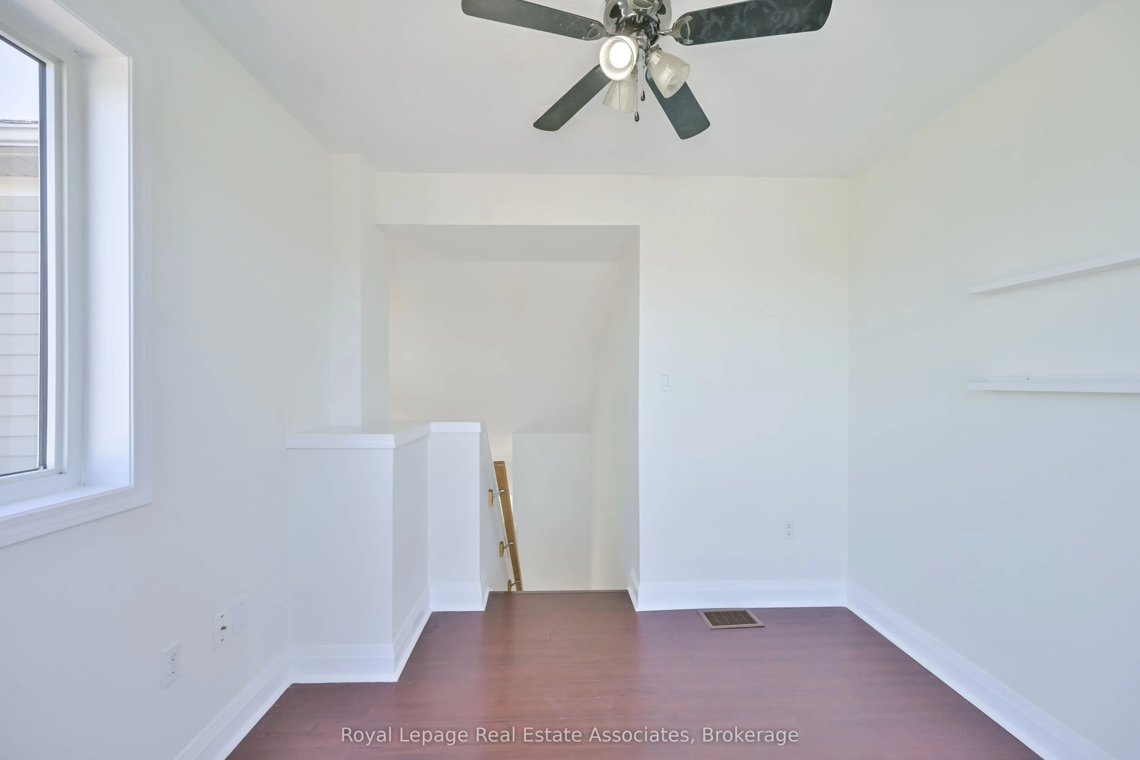 575 Dundas Street, #3