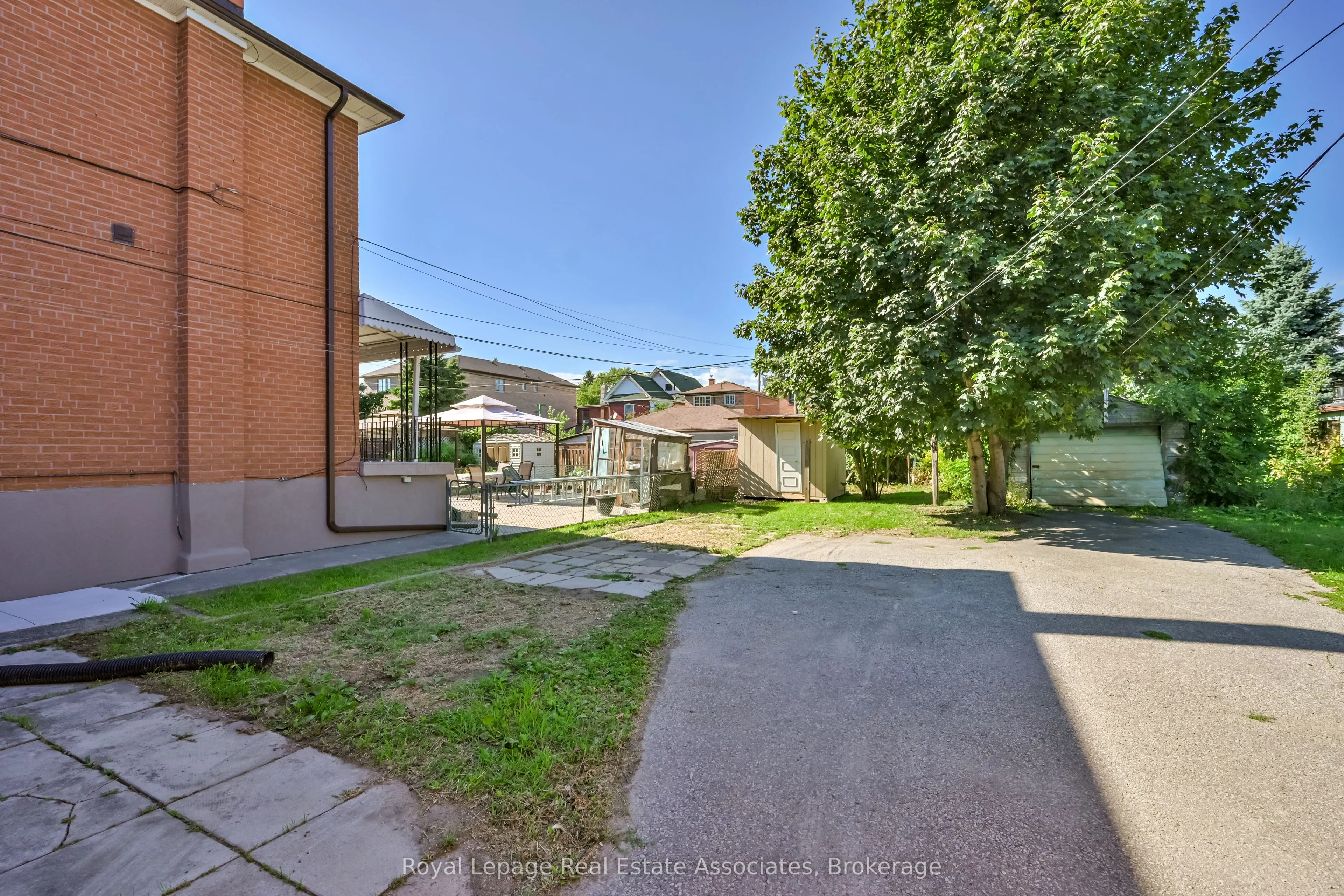 20 East Drive