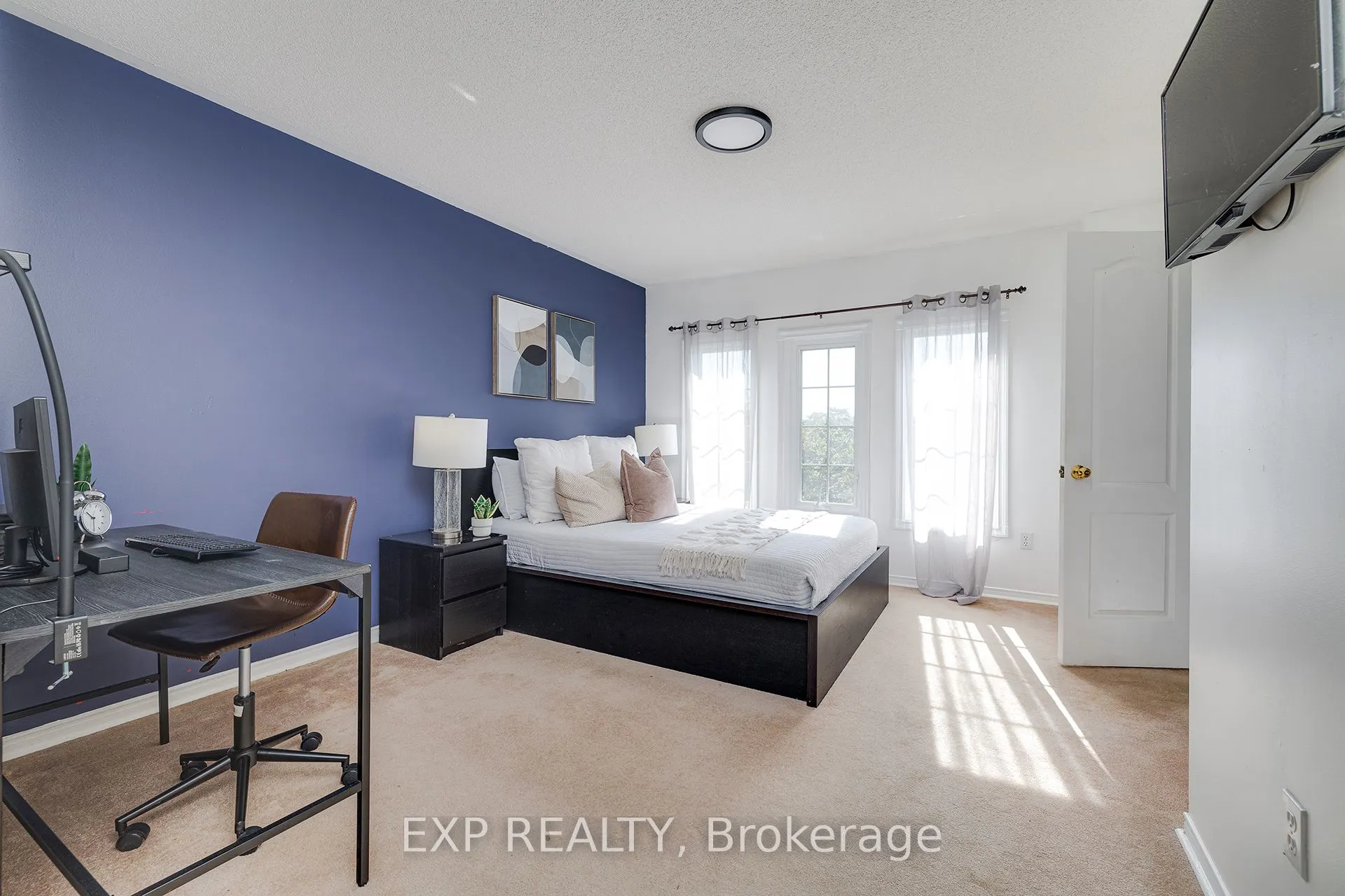 1591 South Parade Court, #24