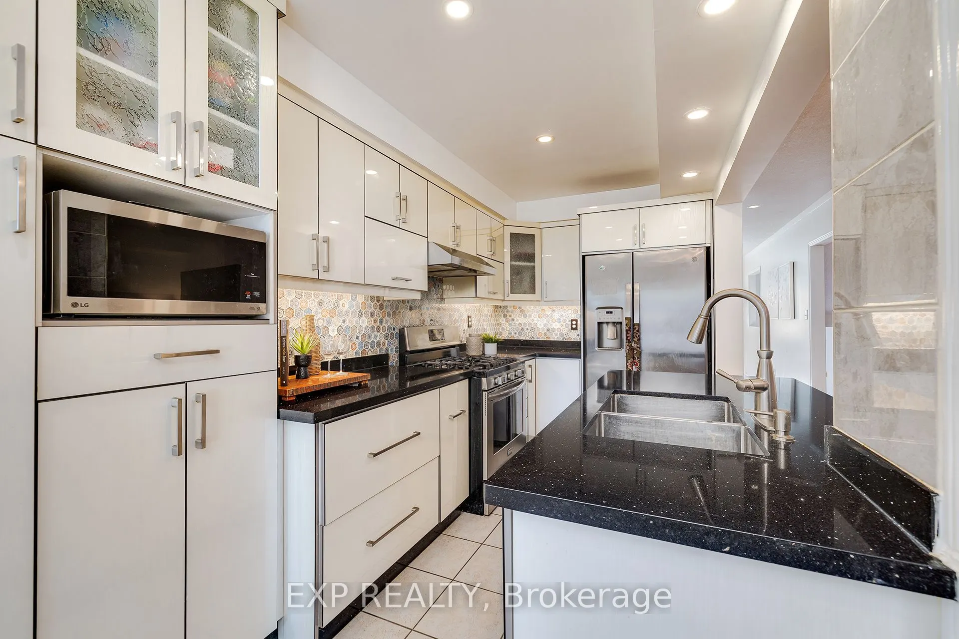 1591 South Parade Court, #24