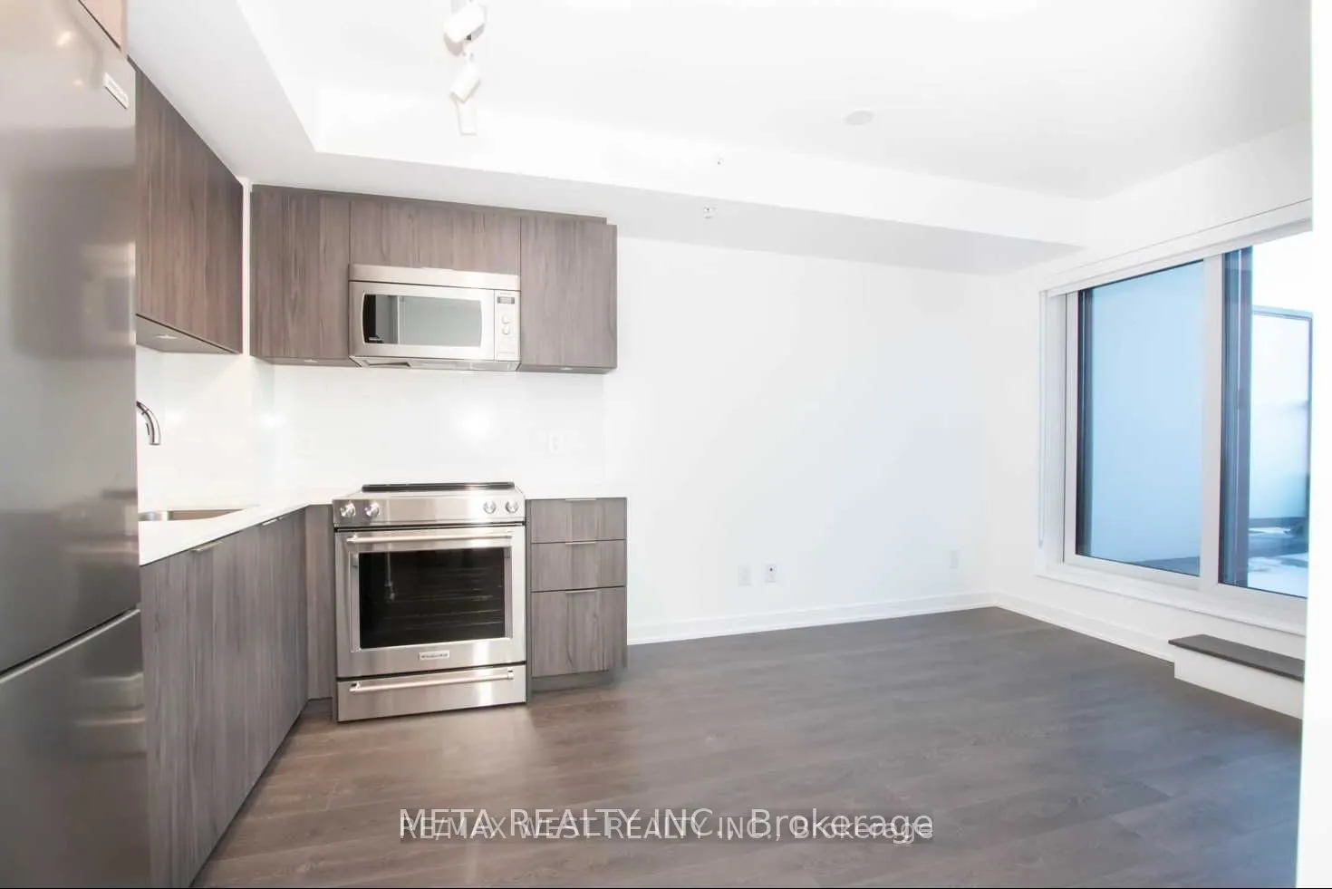 30 Samuel Wood Way, #503