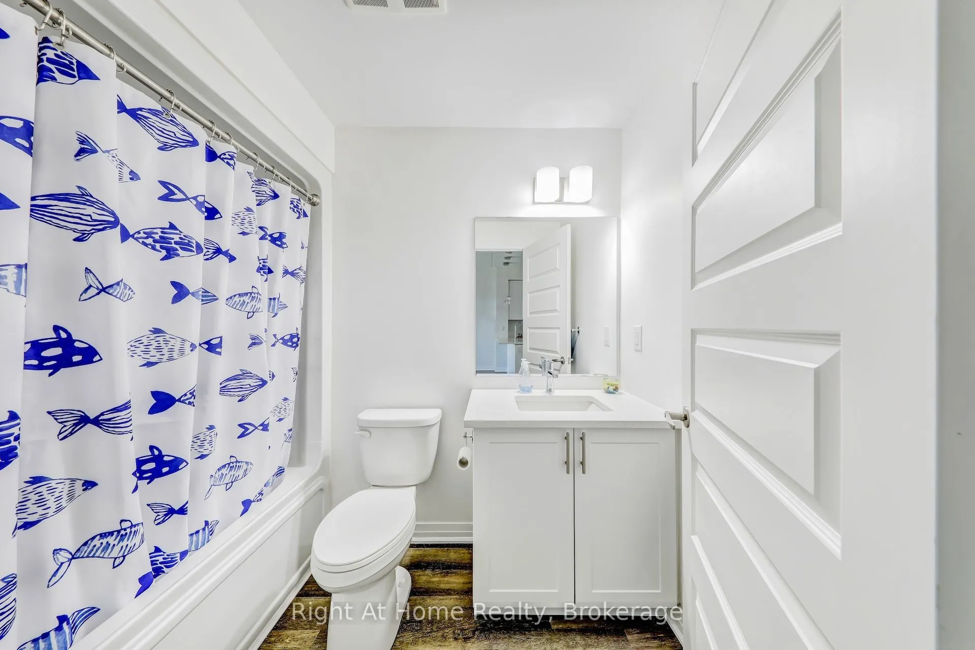 610 Farmstead Drive, #307