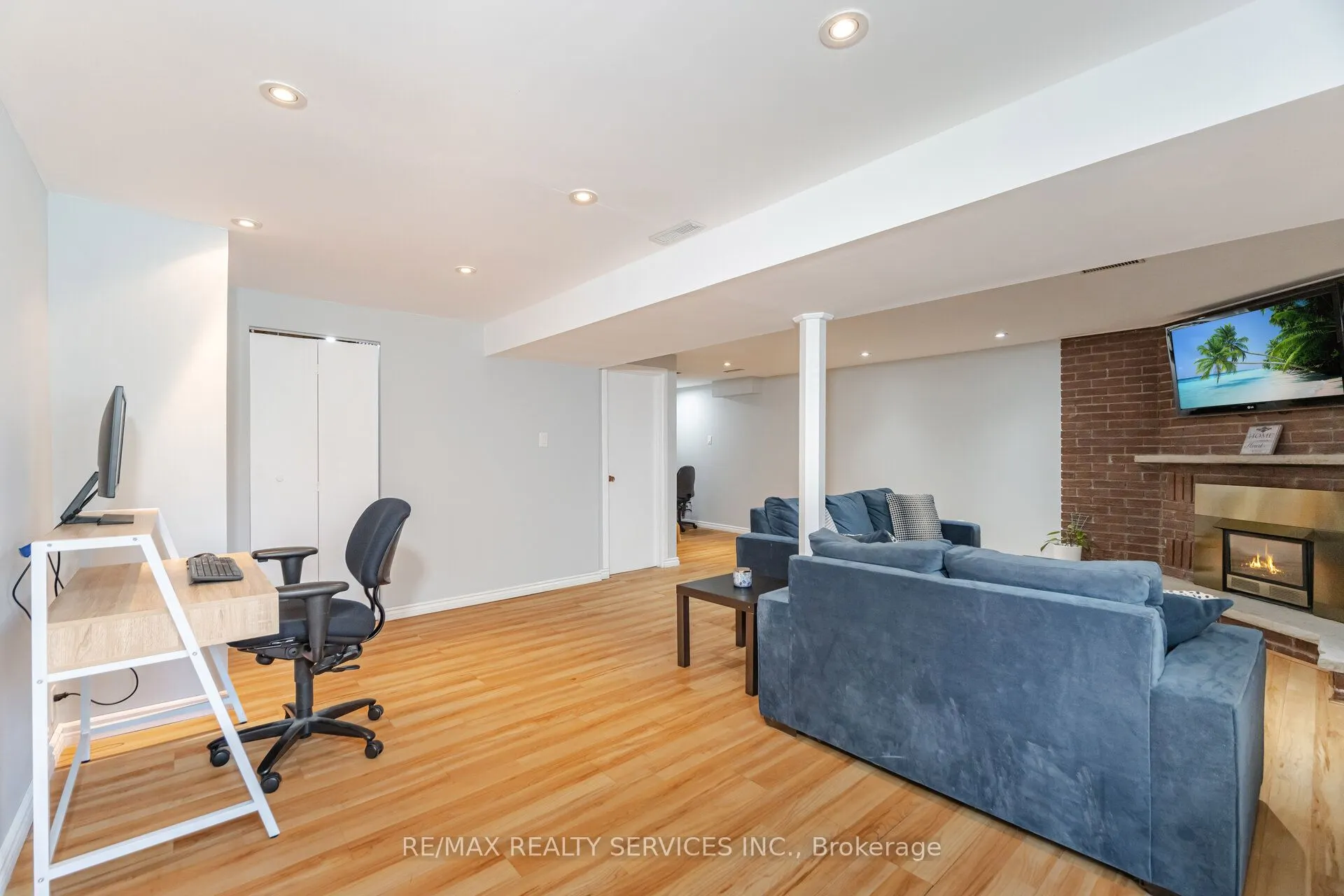 10 Gatewood Drive