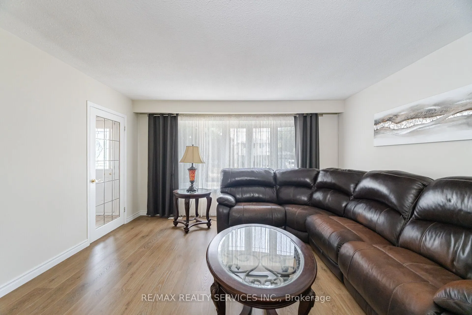 10 Gatewood Drive