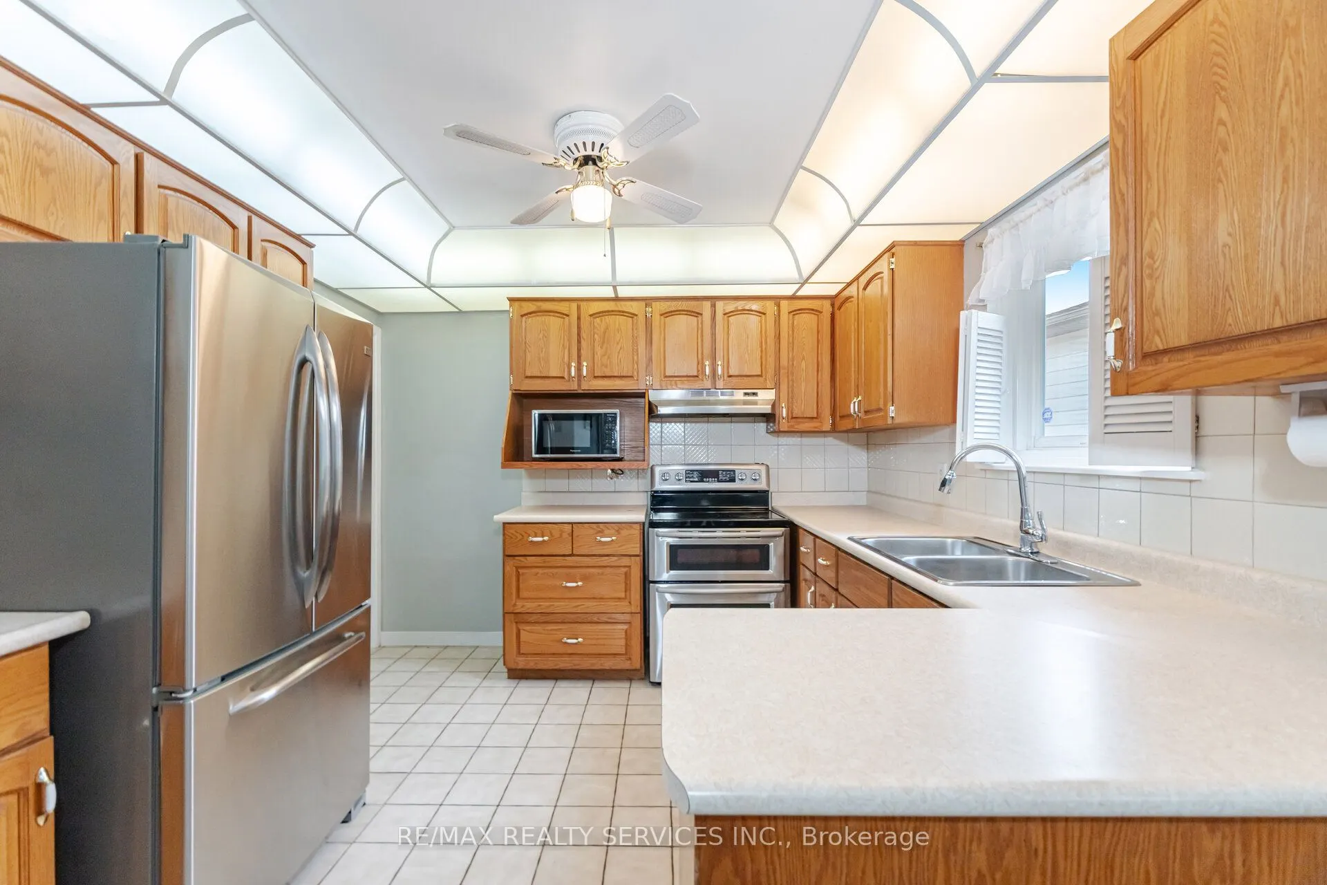 10 Gatewood Drive