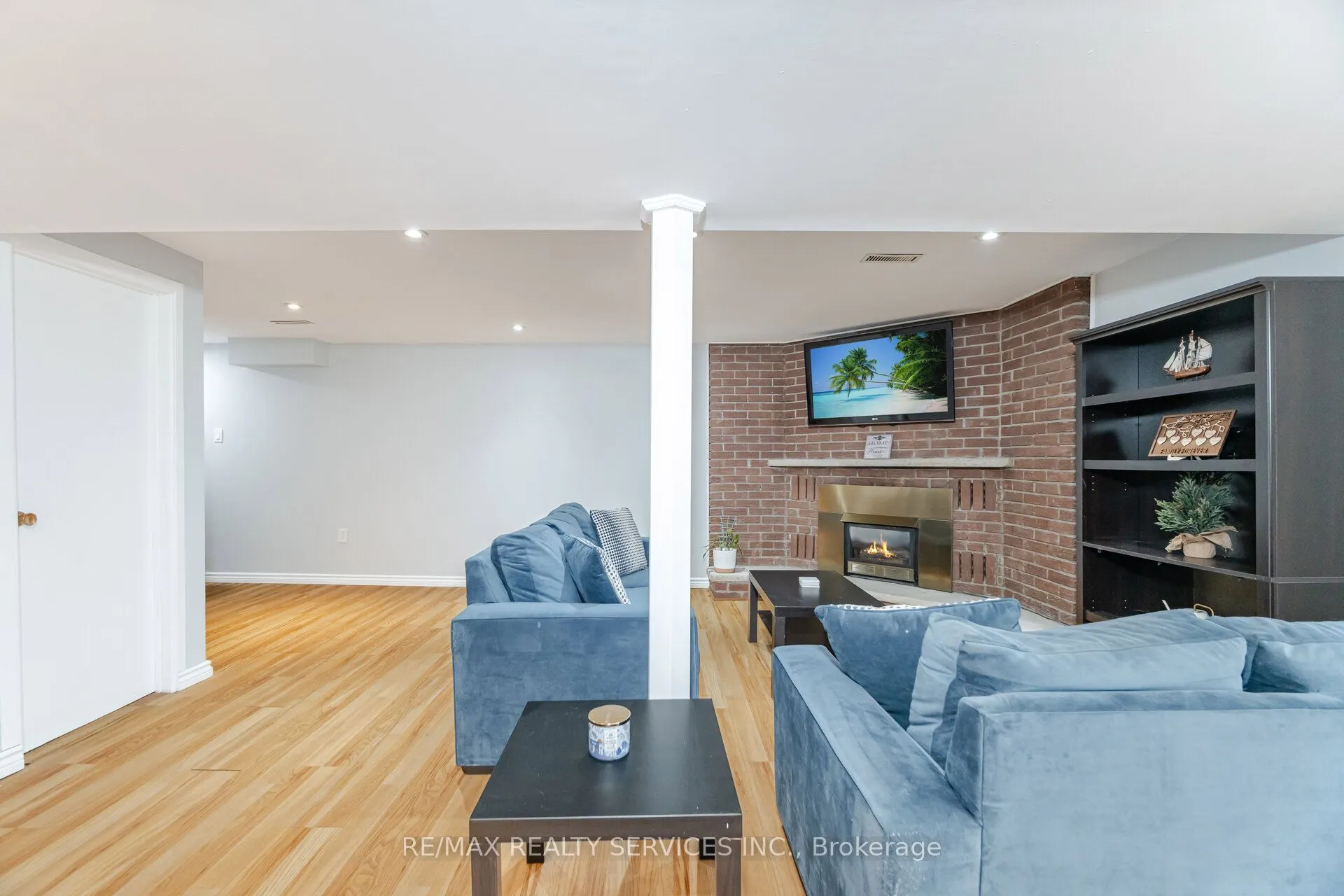 10 Gatewood Drive