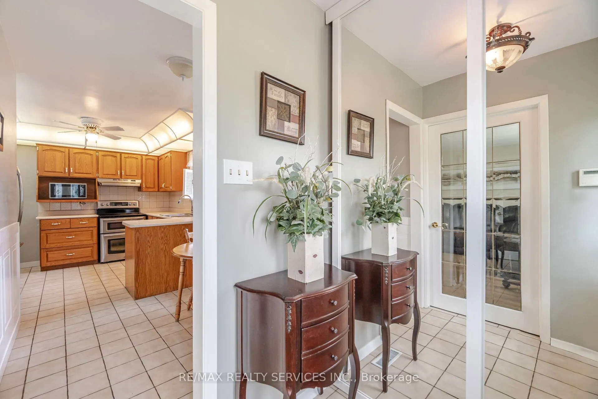 10 Gatewood Drive