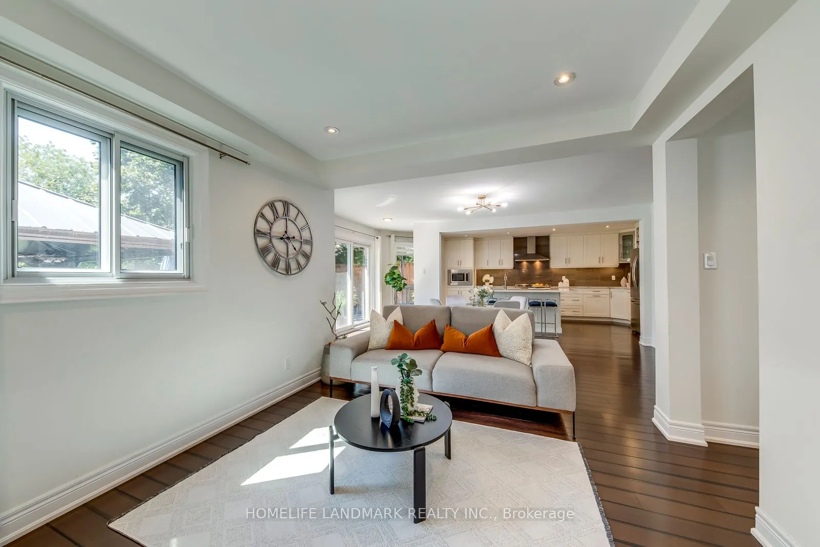 1076 Montrose Abbey Drive