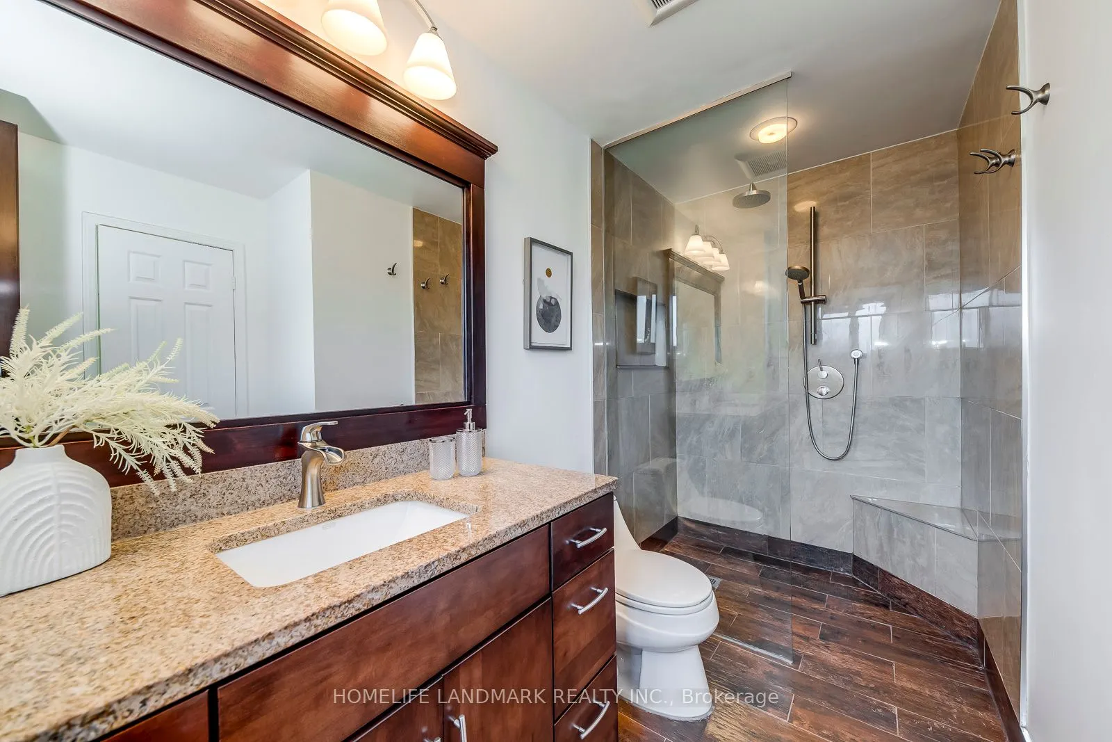 1076 Montrose Abbey Drive