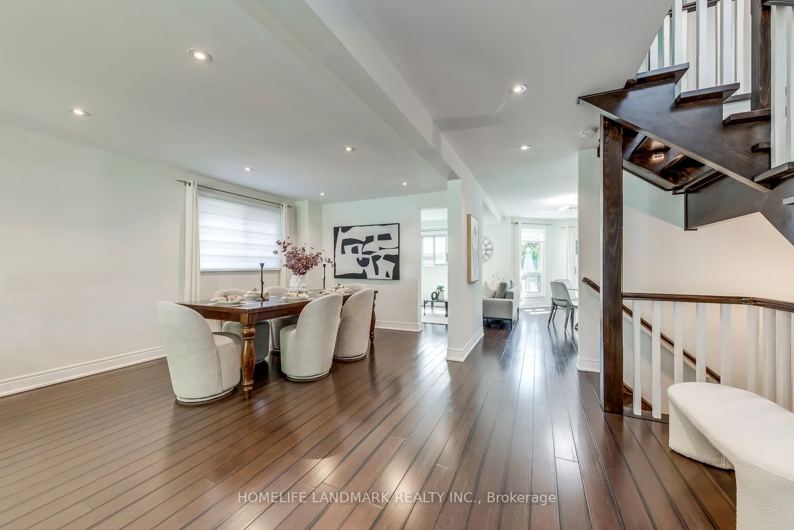 1076 Montrose Abbey Drive