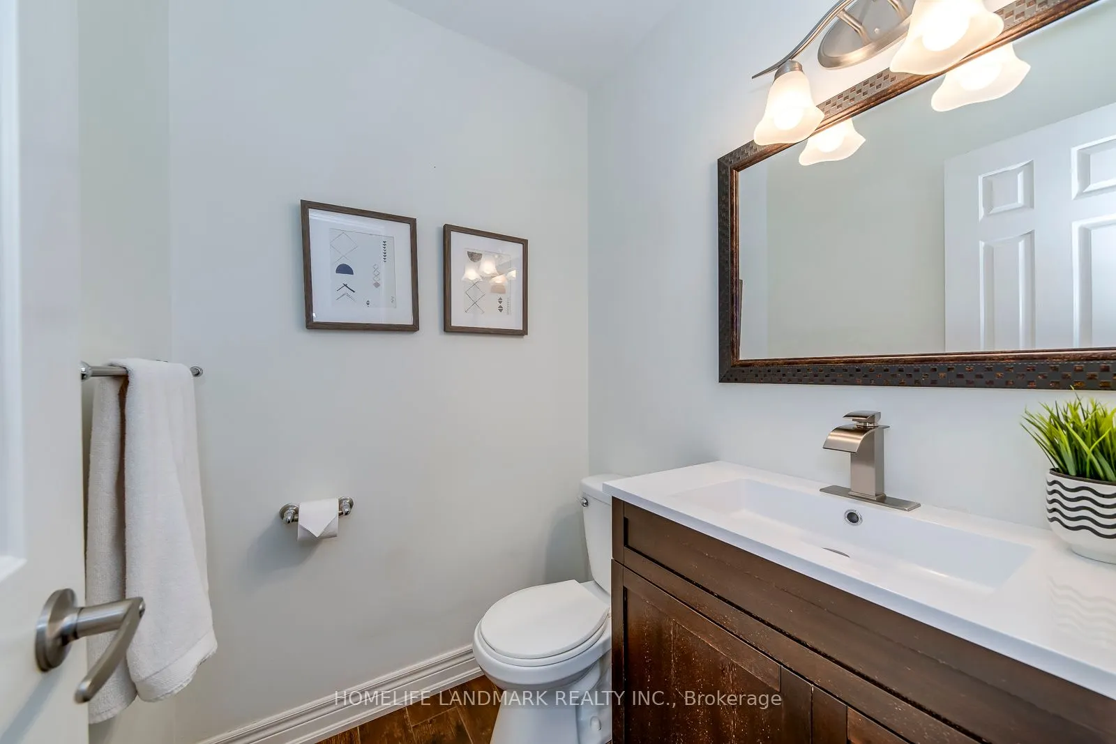 1076 Montrose Abbey Drive