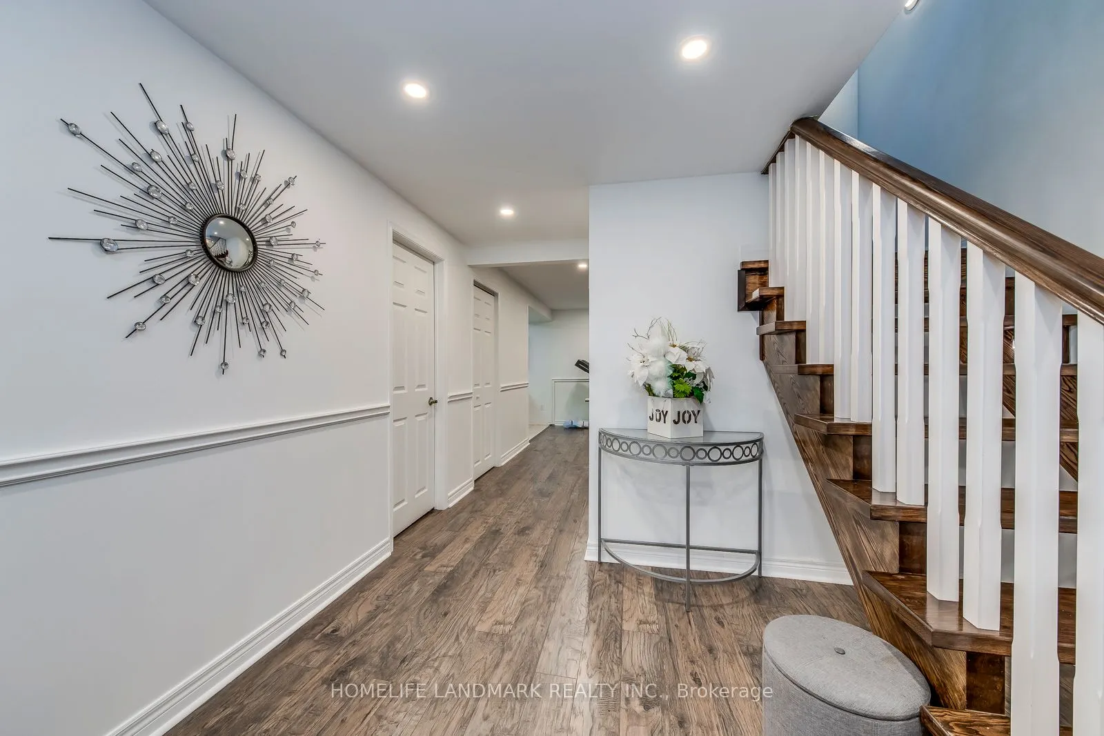 1076 Montrose Abbey Drive