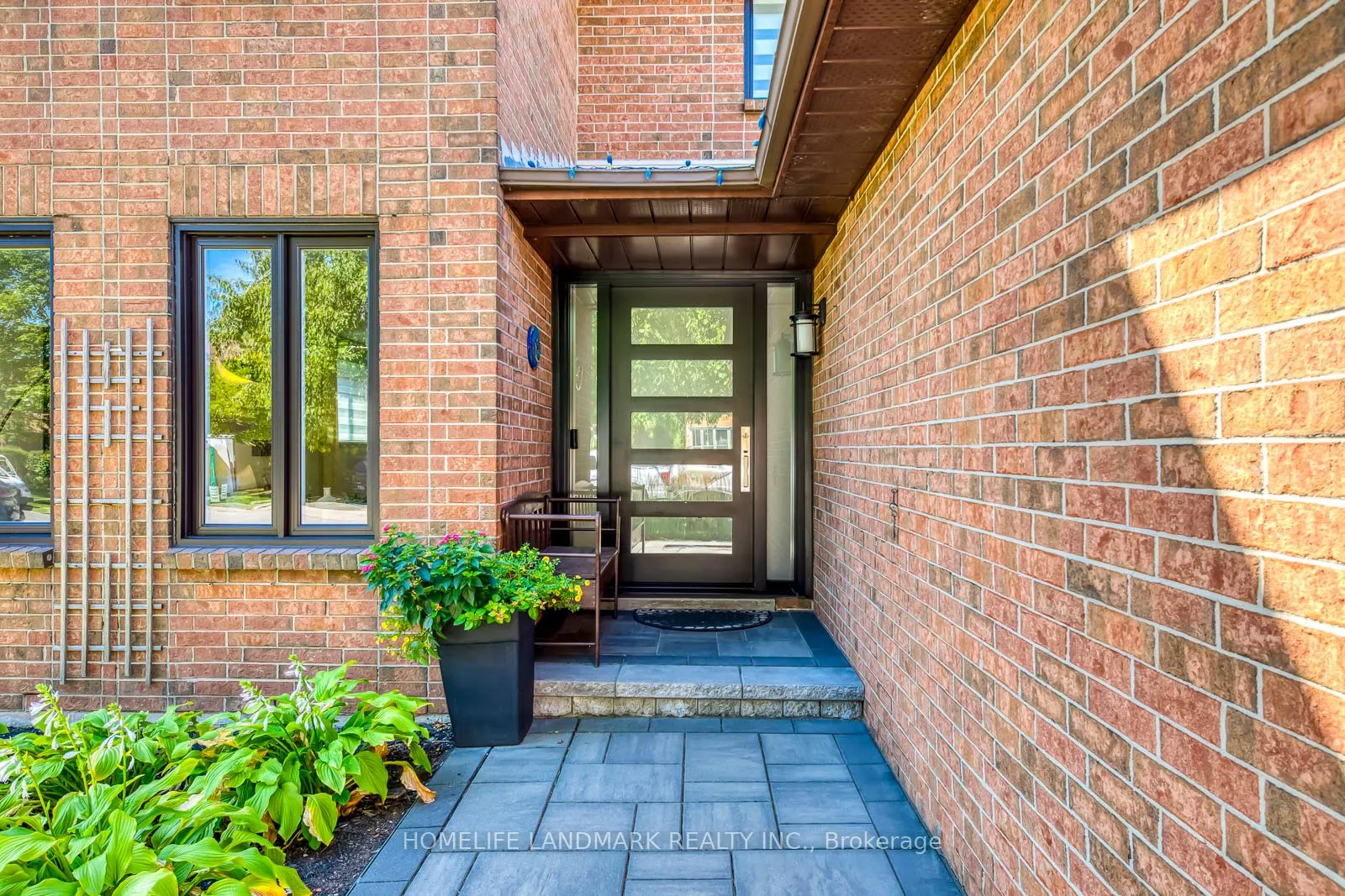 1076 Montrose Abbey Drive