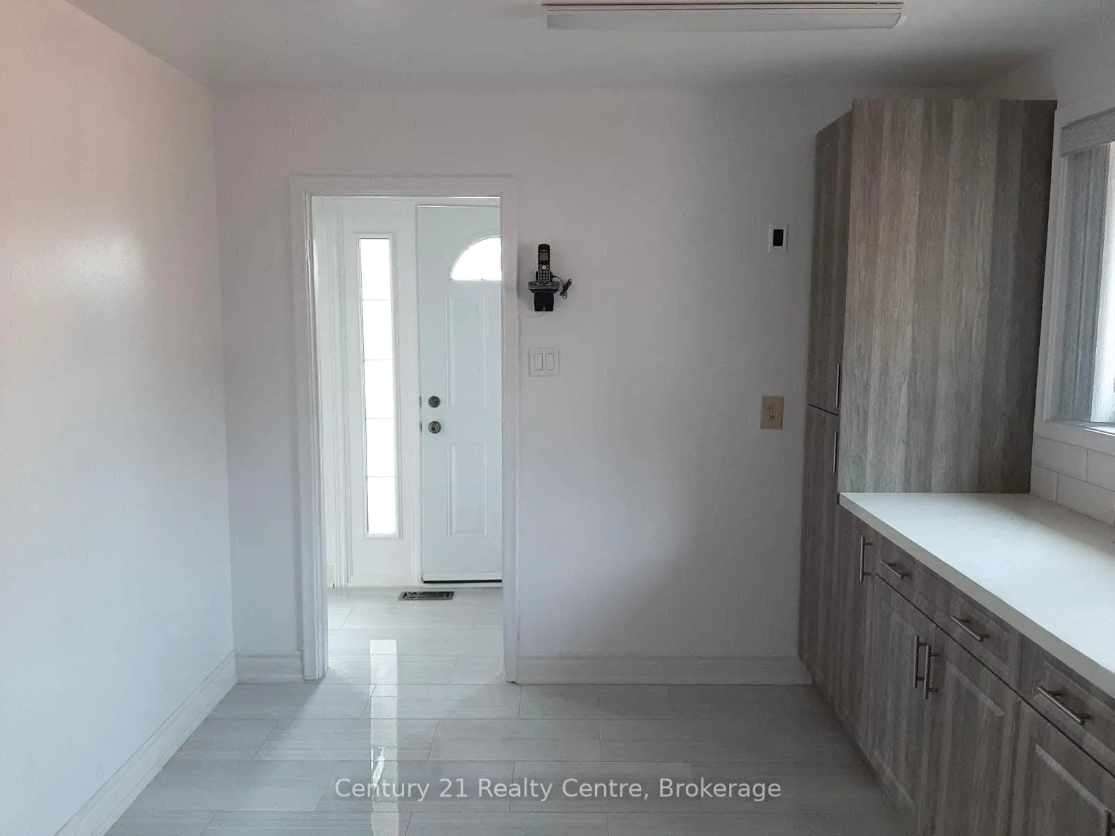 59 Monterrey Drive, #Upper