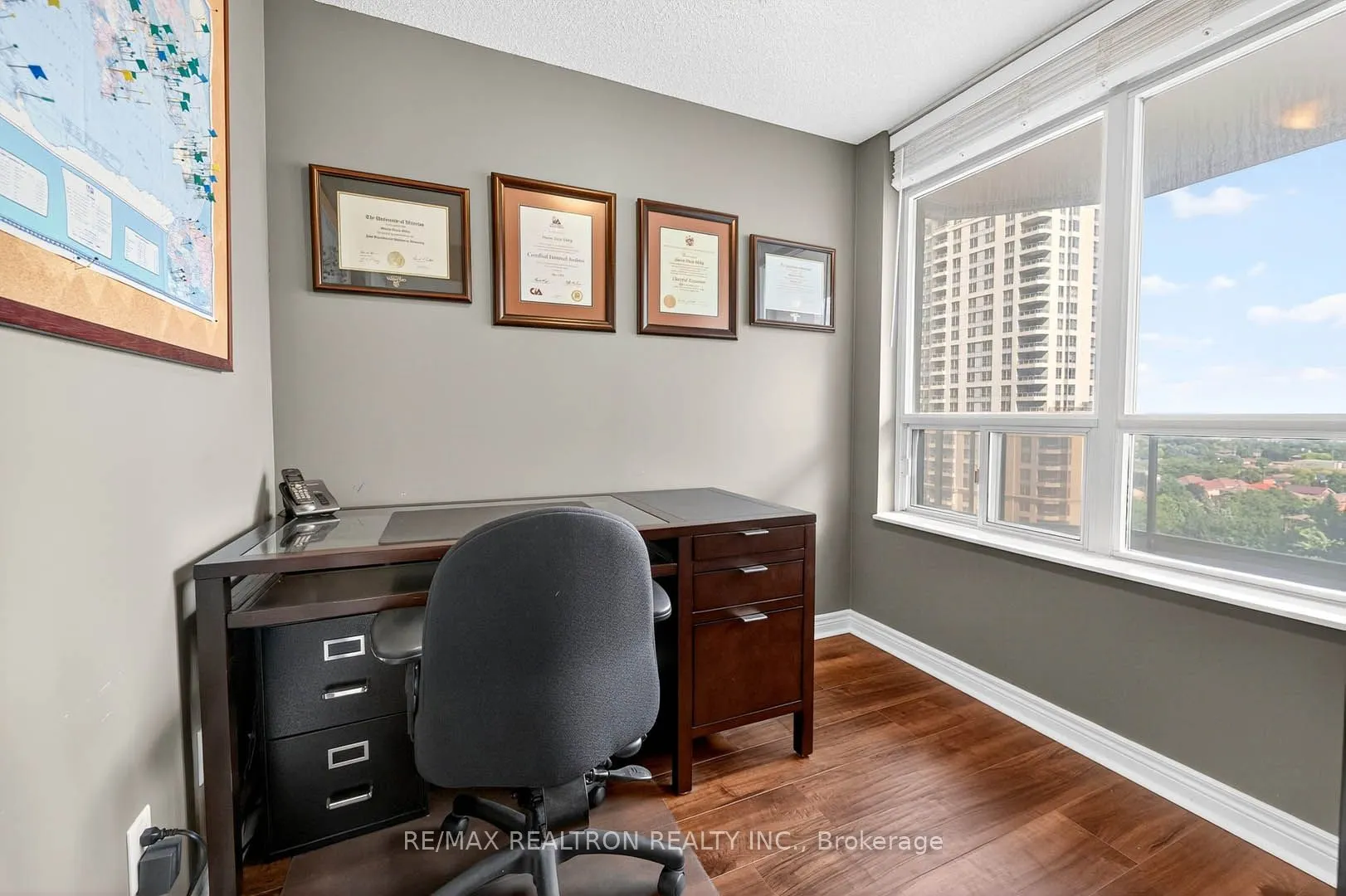 310 Burnhamthorpe Road W, #1106