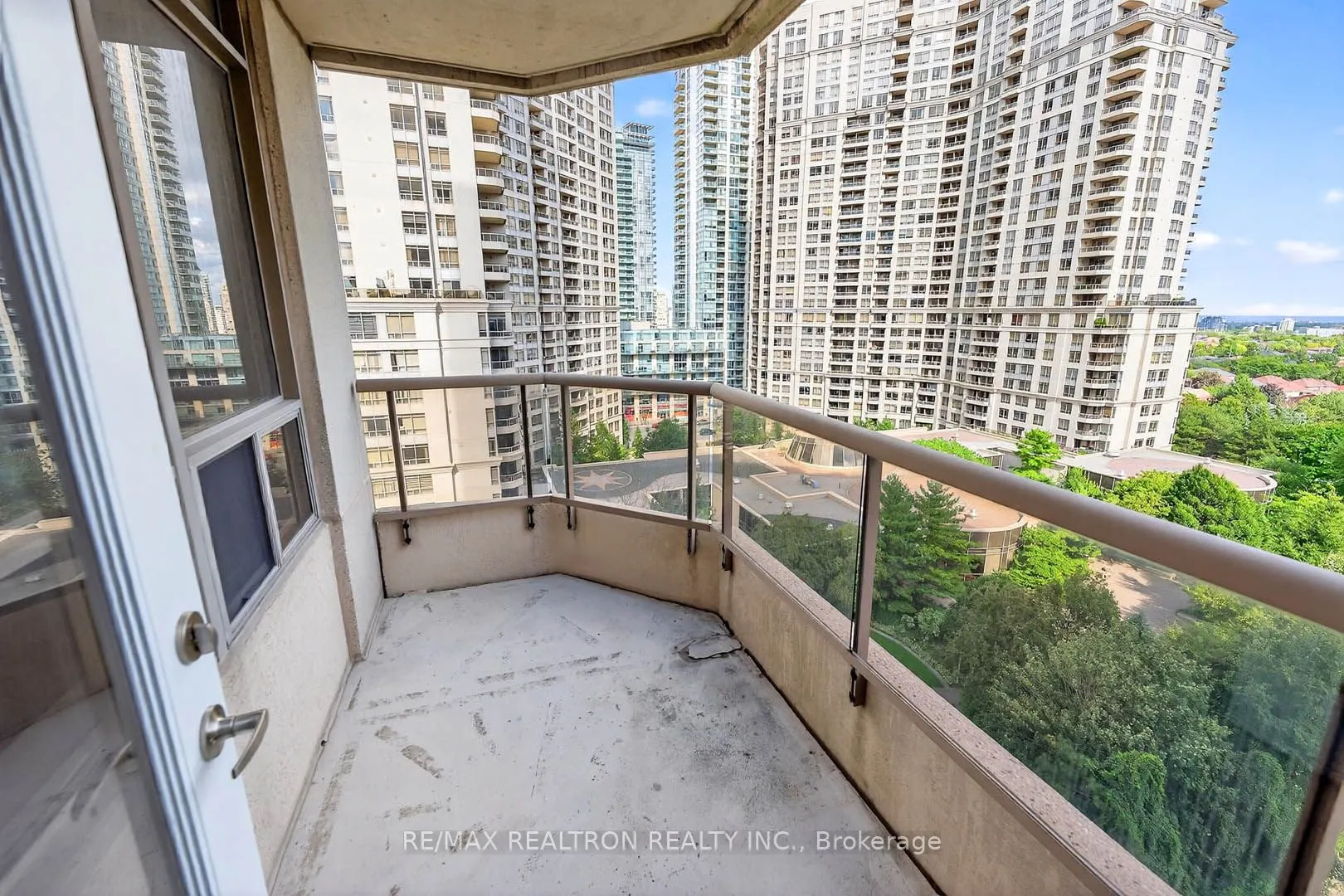 310 Burnhamthorpe Road W, #1106